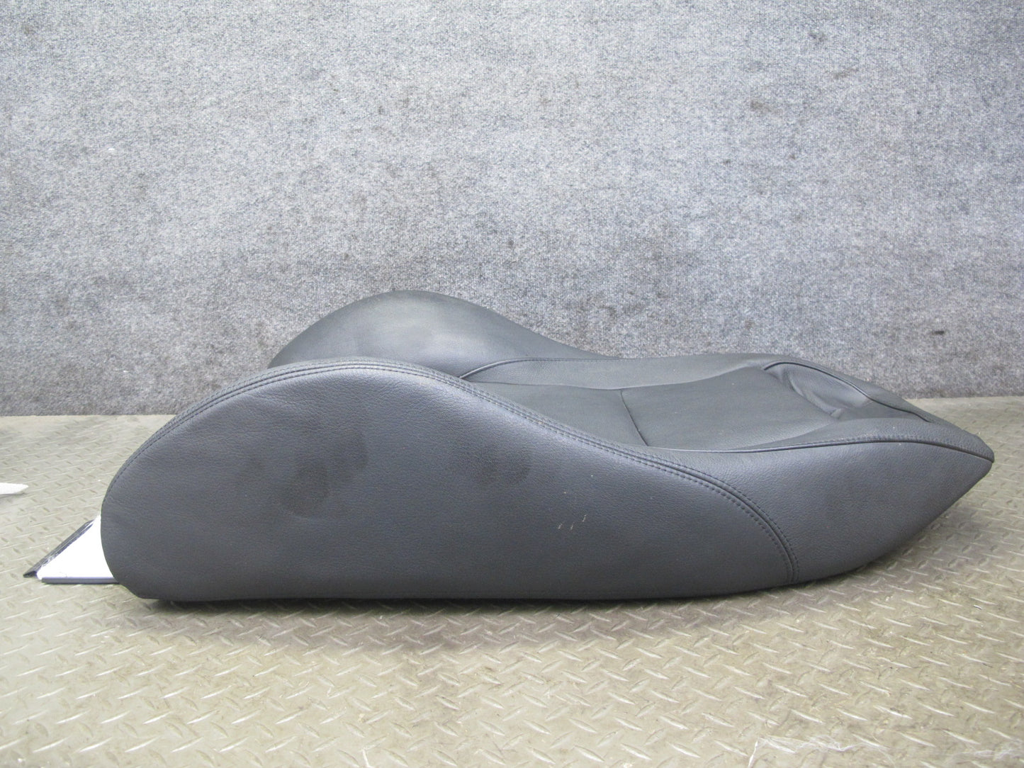 09-16 BMW E89 Z4 Front Right Seat Upper Backrest Leather Cushion OEM