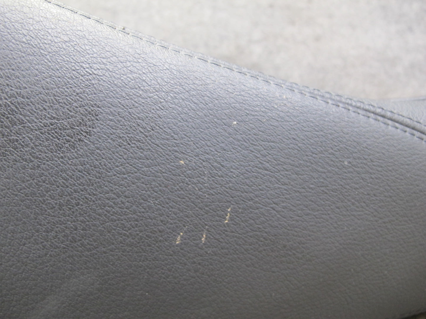 09-16 BMW E89 Z4 Front Right Seat Upper Backrest Leather Cushion OEM