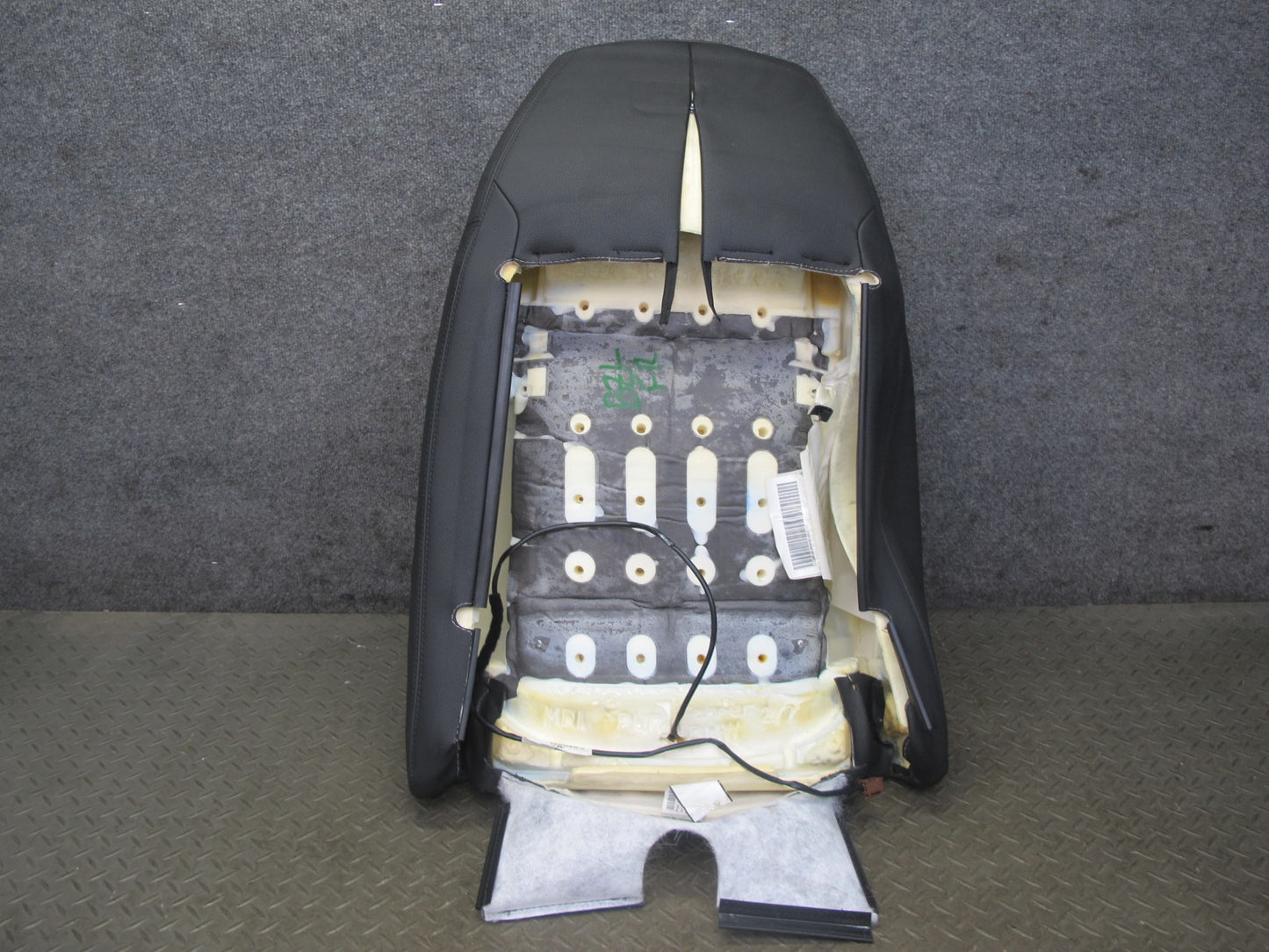 09-16 BMW E89 Z4 Front Right Seat Upper Backrest Leather Cushion OEM