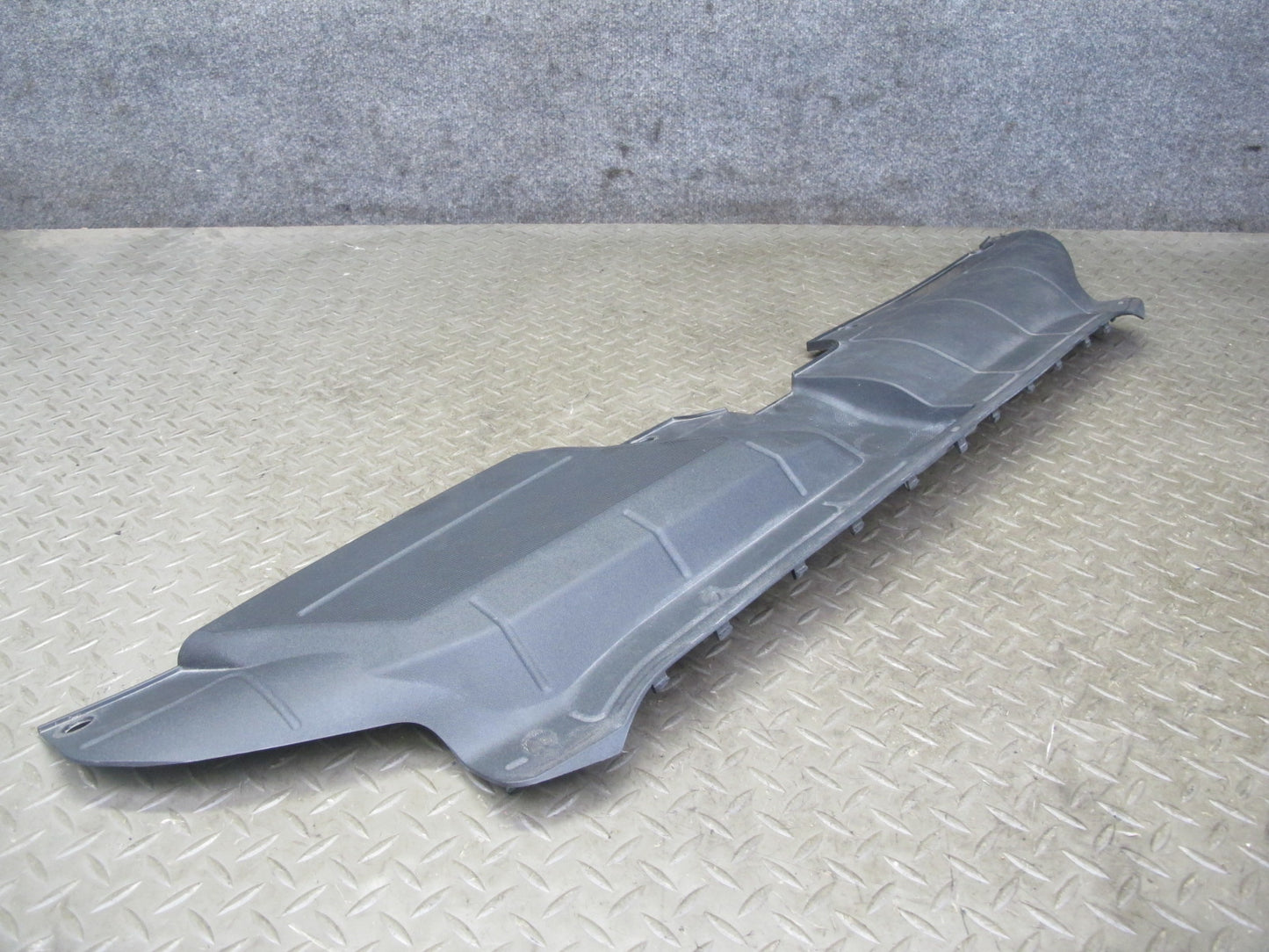 2013 Audi A4 S4 B8 Front Radiator Upper Trim Cover Panel 8K0807081B OEM