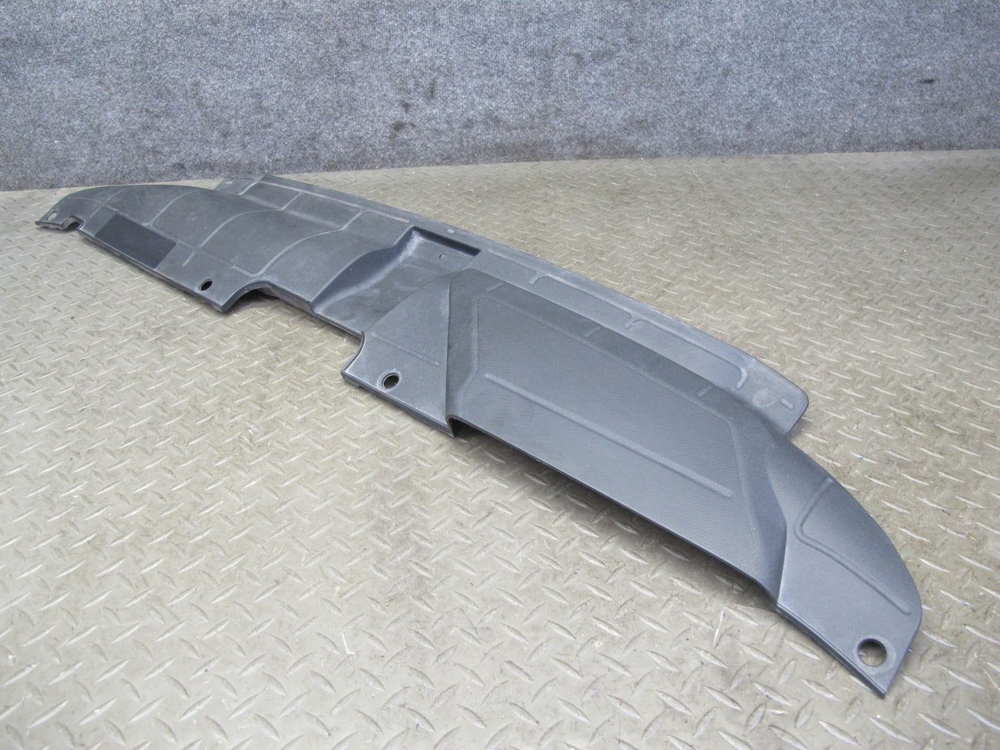 2013 Audi A4 S4 B8 Front Radiator Upper Trim Cover Panel 8K0807081B OEM