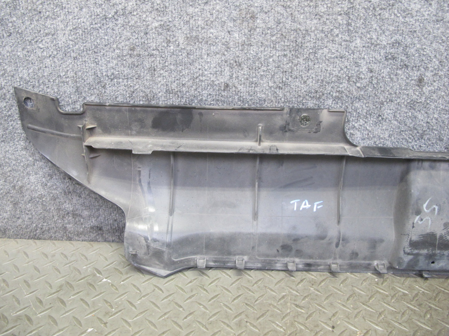 2013 Audi A4 S4 B8 Front Radiator Upper Trim Cover Panel 8K0807081B OEM