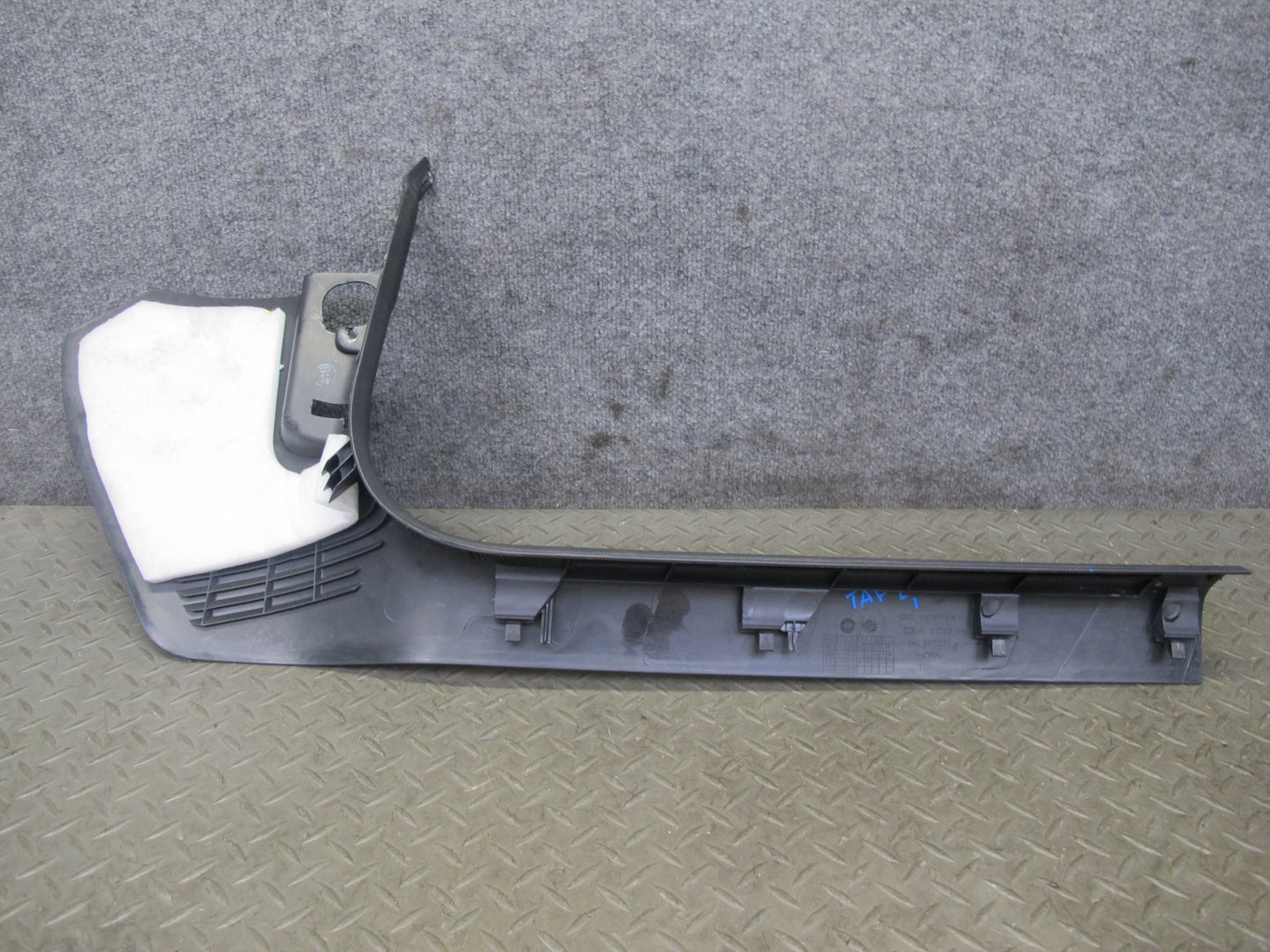 13-16 Audi B8 A4 S4 Set of 2 Front Left & Right Kick Trim Cover Panel OEM