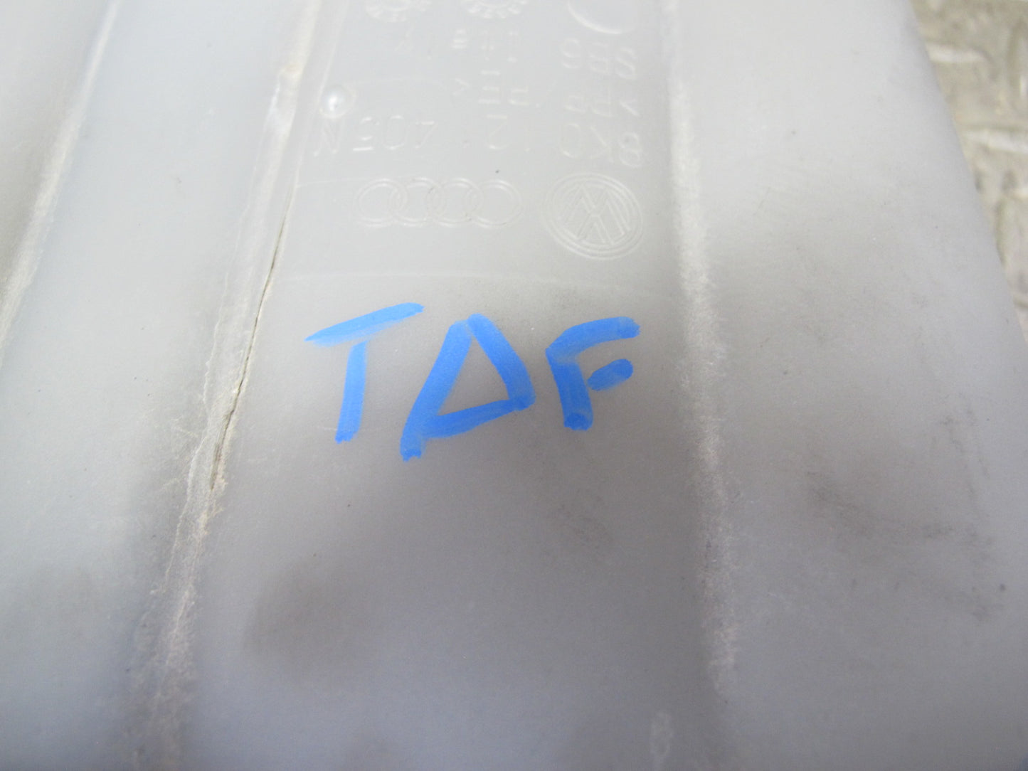 10-16 Audi Q5 S5 S4 Engine Coolant Expansion Overflow Reservoir Bottle OEM