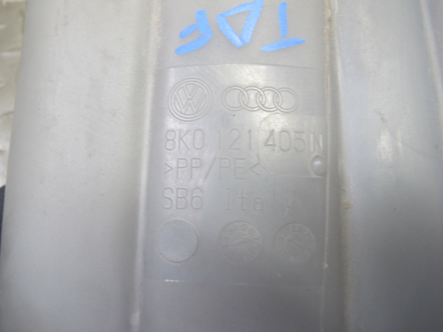 10-16 Audi Q5 S5 S4 Engine Coolant Expansion Overflow Reservoir Bottle OEM