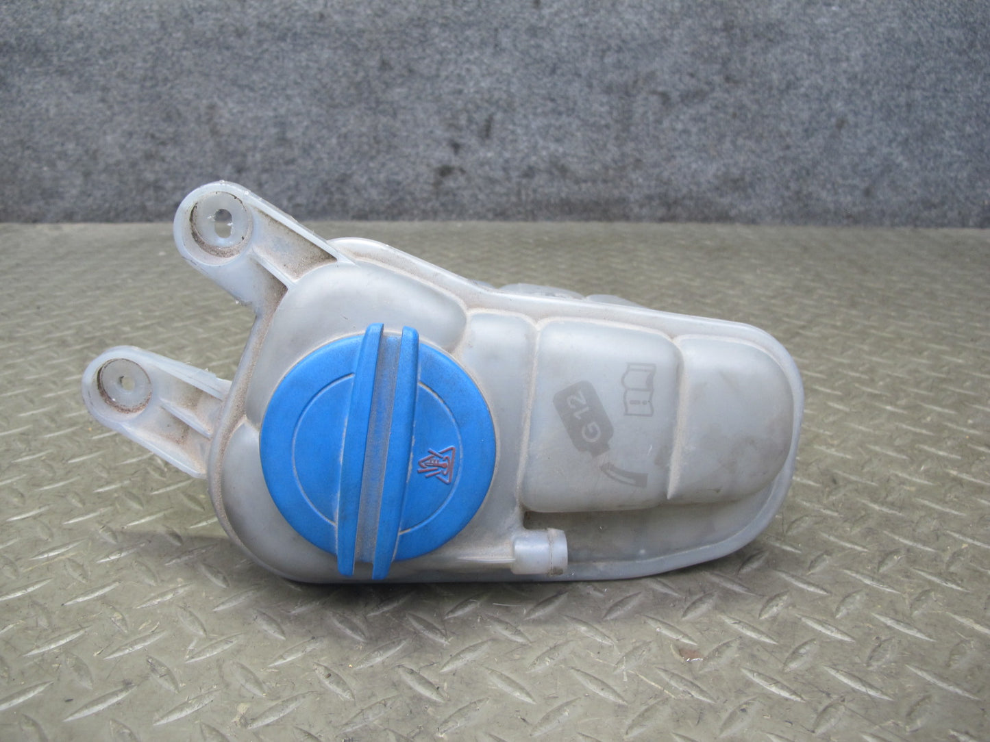 10-16 Audi Q5 S5 S4 Engine Coolant Expansion Overflow Reservoir Bottle OEM