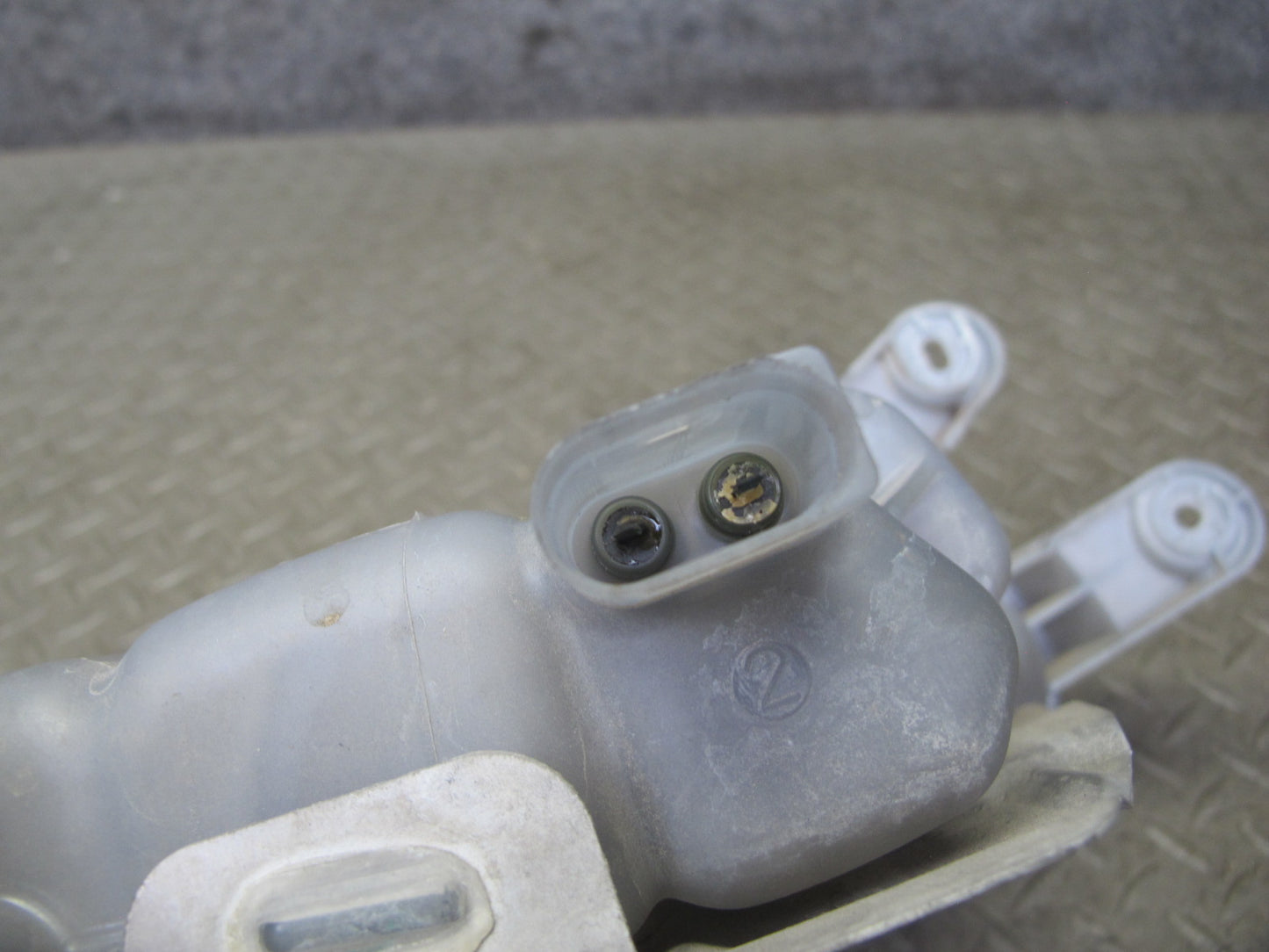 10-16 Audi Q5 S5 S4 Engine Coolant Expansion Overflow Reservoir Bottle OEM