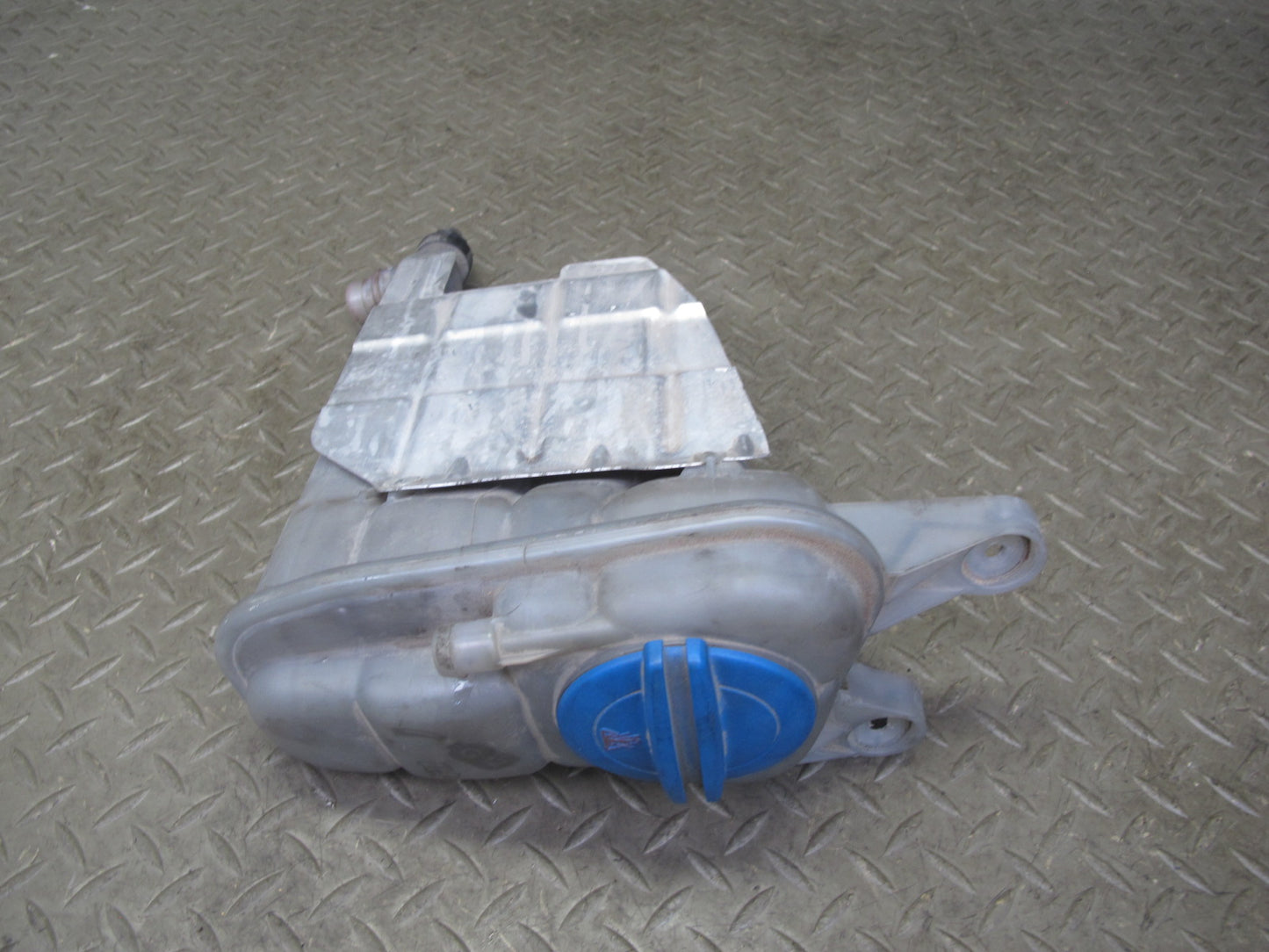 10-16 Audi Q5 S5 S4 Engine Coolant Expansion Overflow Reservoir Bottle OEM