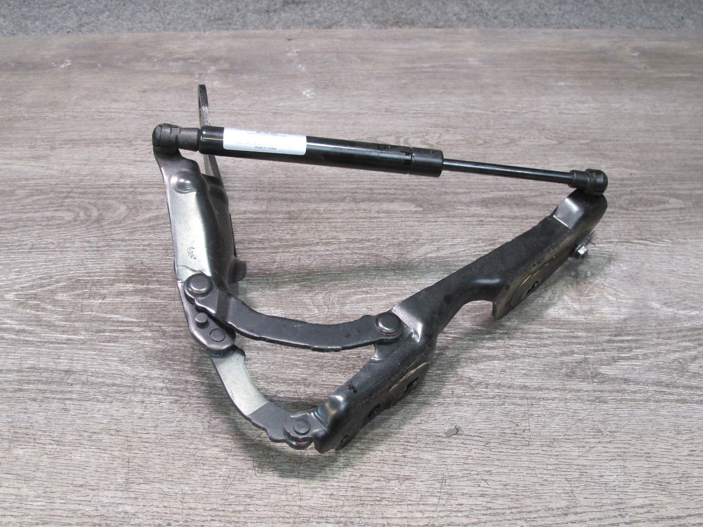 09-16 BMW E89 Z4 Set of 2 Rear Trunk Lid w Aftermarket Shocks Support