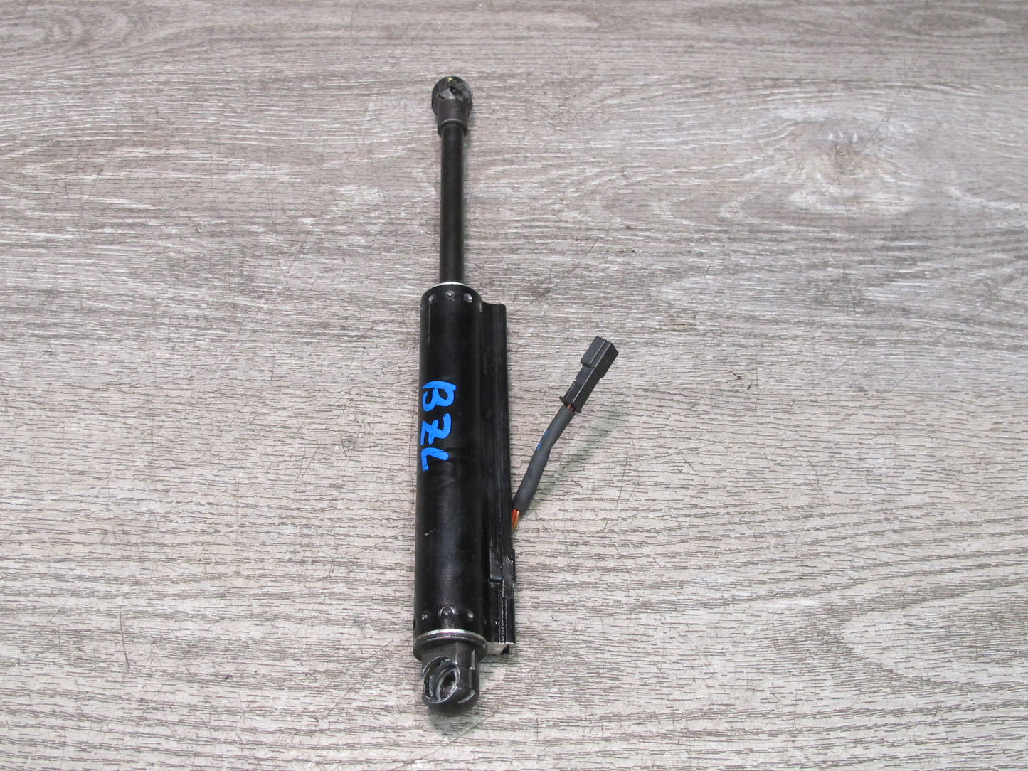 09-16 BMW E89 Z4 Convertible Set of 2 TOP Roof Hydraulic Cylinder Support OEM