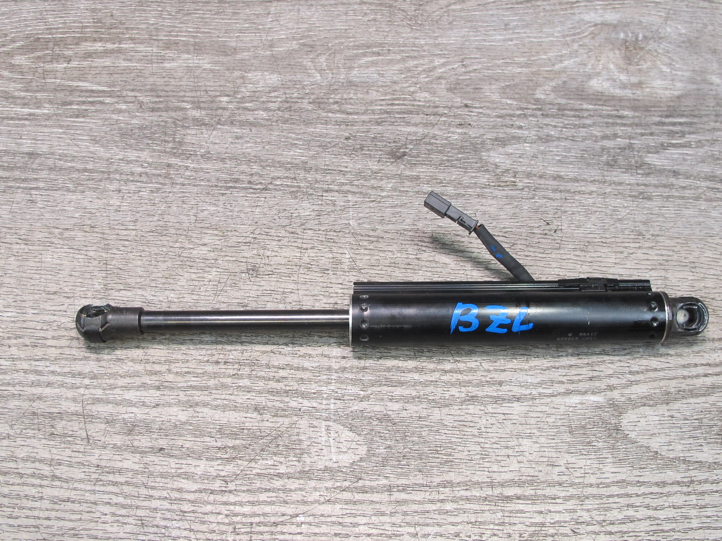 09-16 BMW E89 Z4 Convertible Set of 2 TOP Roof Hydraulic Cylinder Support OEM