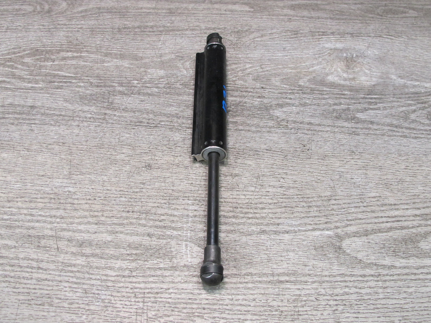 09-16 BMW E89 Z4 Convertible Set of 2 TOP Roof Hydraulic Cylinder Support OEM