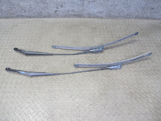09-16 Audi A4 S4 B8 Set of 2 Front Left & Right Windshield Wiper Arm OEM