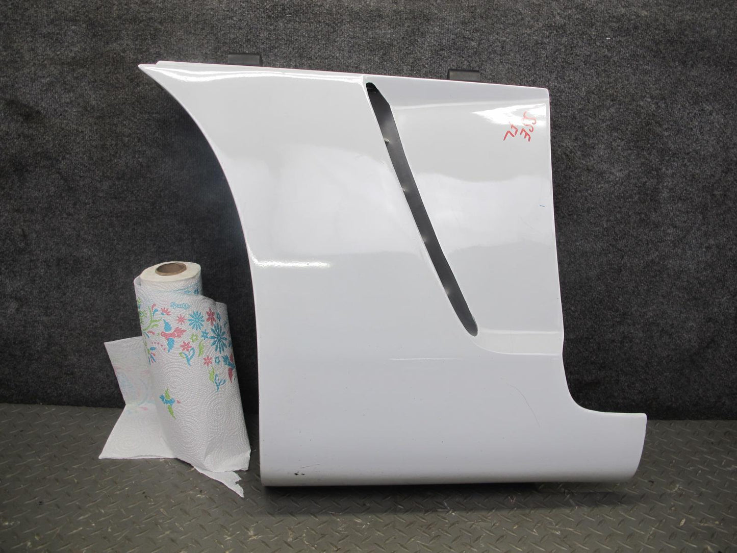 07-10 Saturn SKY Front Left Fender Shell Cover Panel Polar White OEM