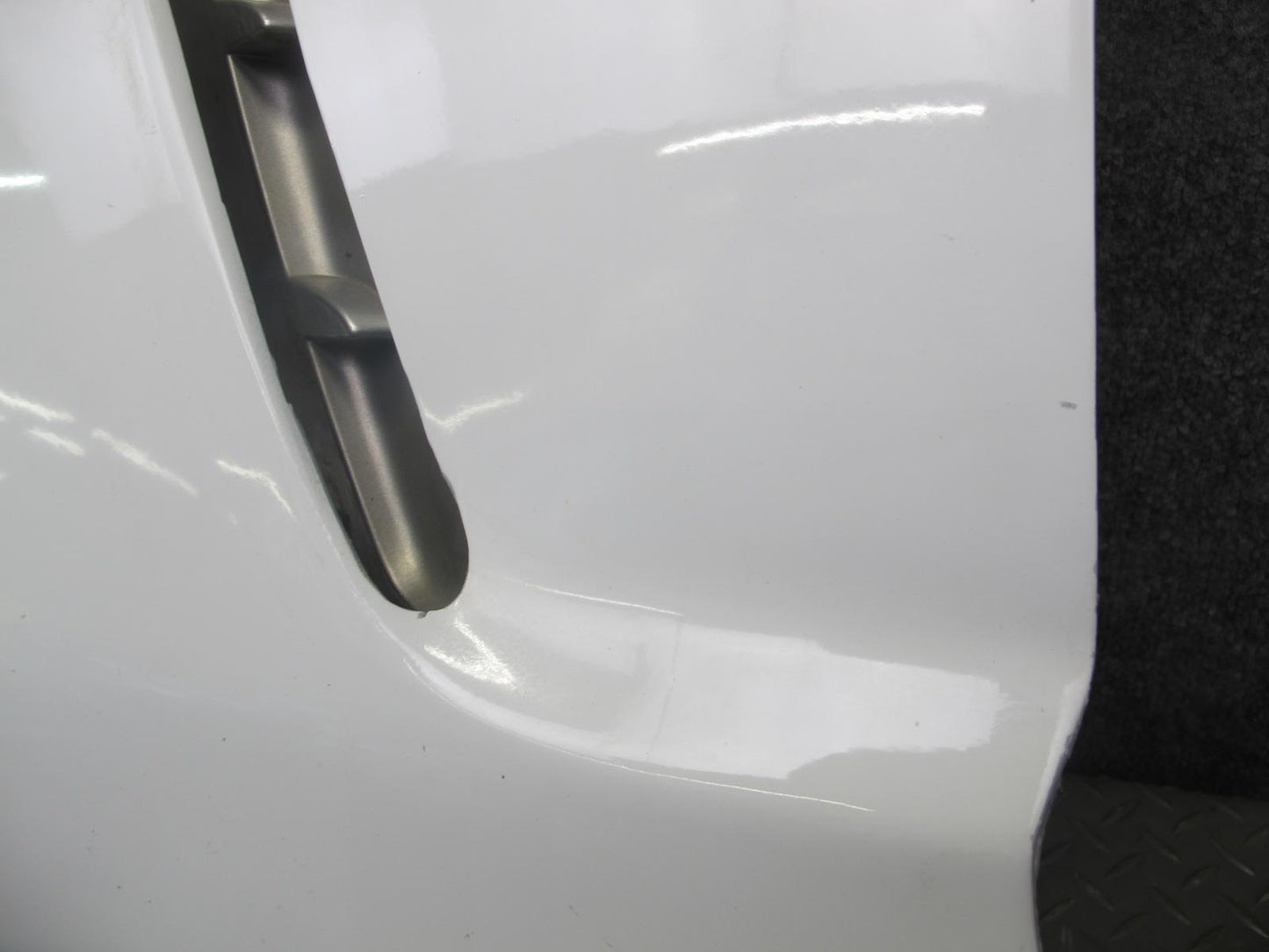 07-10 Saturn SKY Front Left Fender Shell Cover Panel Polar White OEM