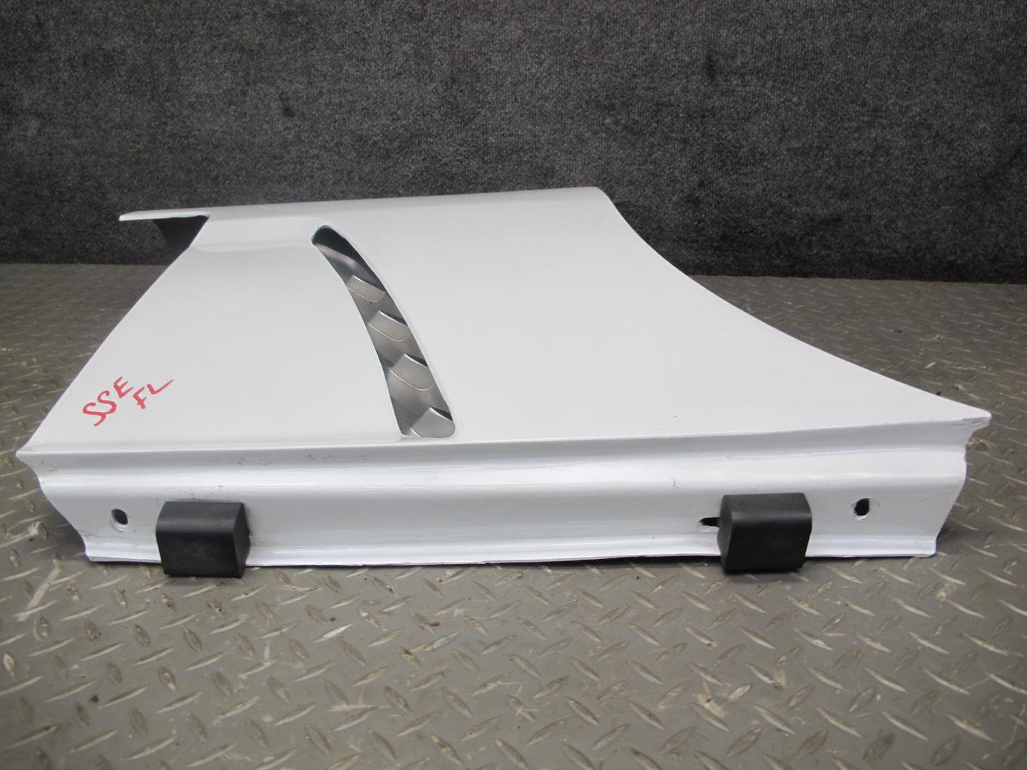 07-10 Saturn SKY Front Left Fender Shell Cover Panel Polar White OEM