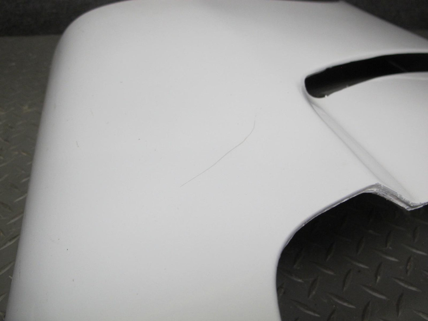 07-10 Saturn SKY Front Left Fender Shell Cover Panel Polar White OEM