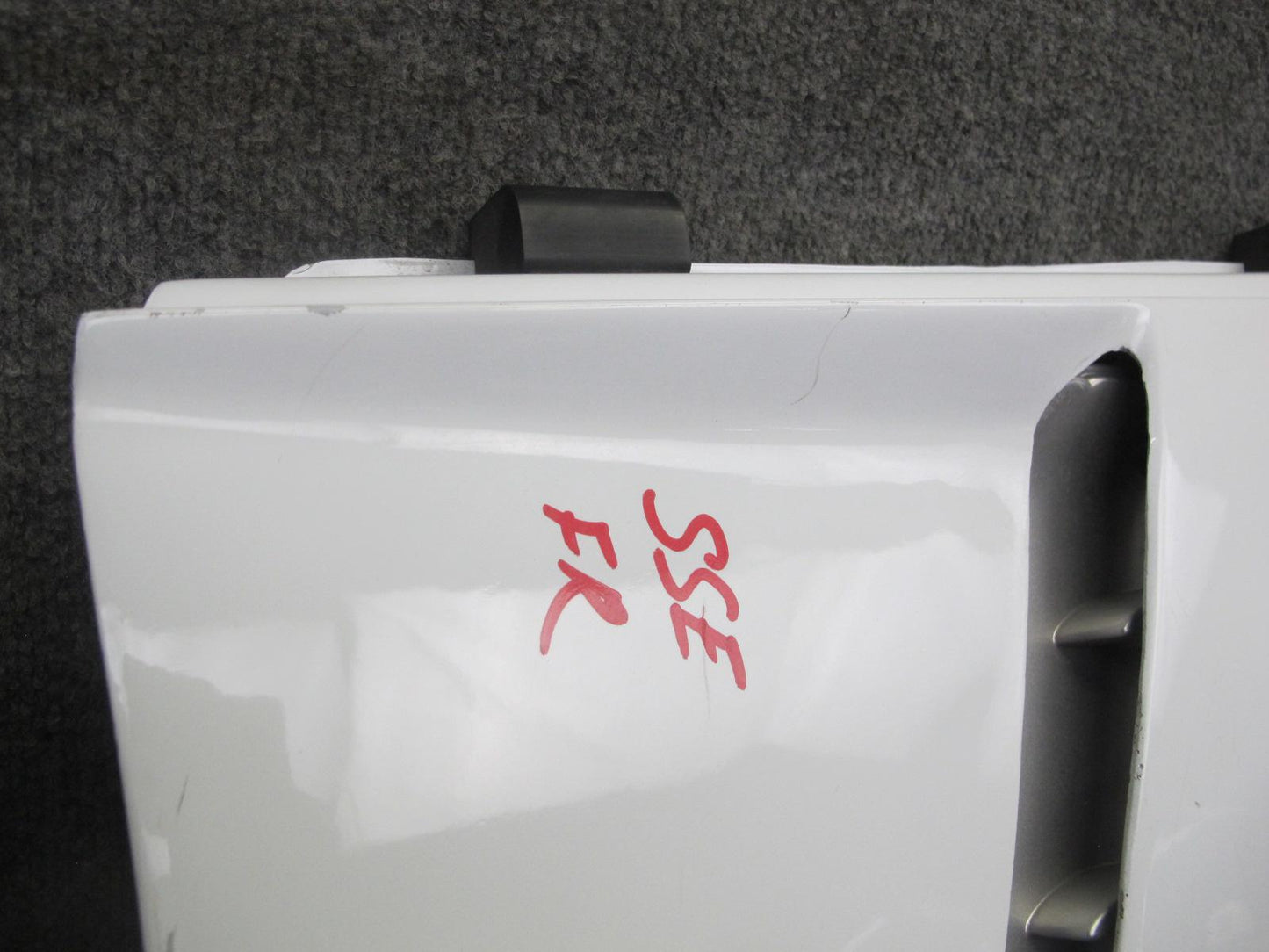 07-10 Saturn SKY Front Right Fender Shell Cover Panel Polar White OEM