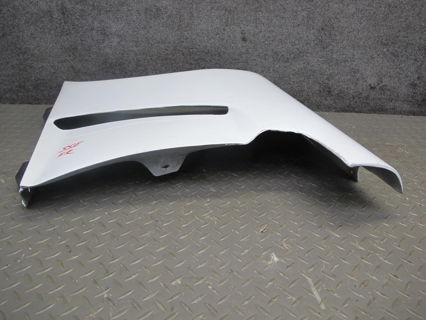 07-10 Saturn SKY Front Right Fender Shell Cover Panel Polar White OEM