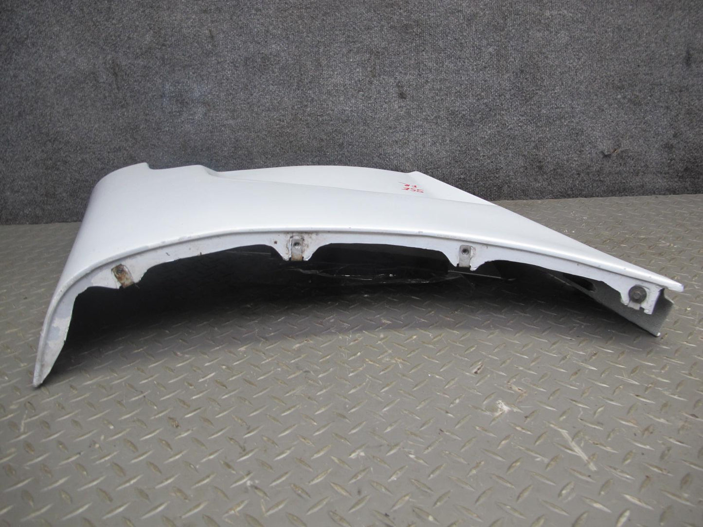 07-10 Saturn SKY Front Right Fender Shell Cover Panel Polar White OEM