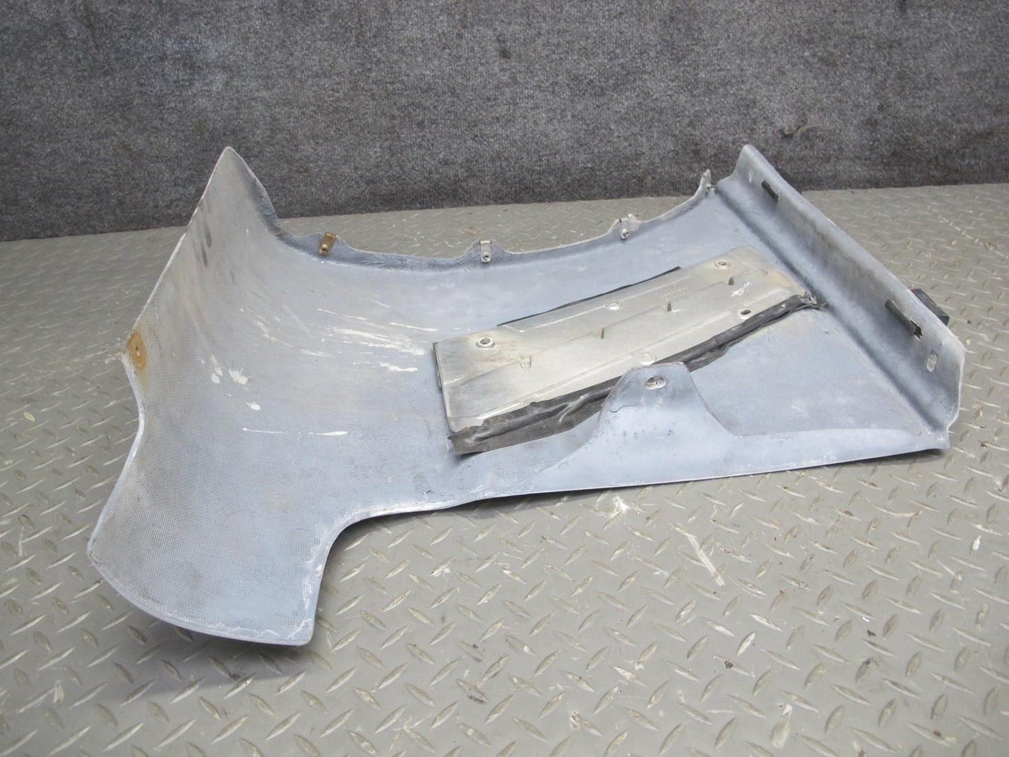 07-10 Saturn SKY Front Right Fender Shell Cover Panel Polar White OEM