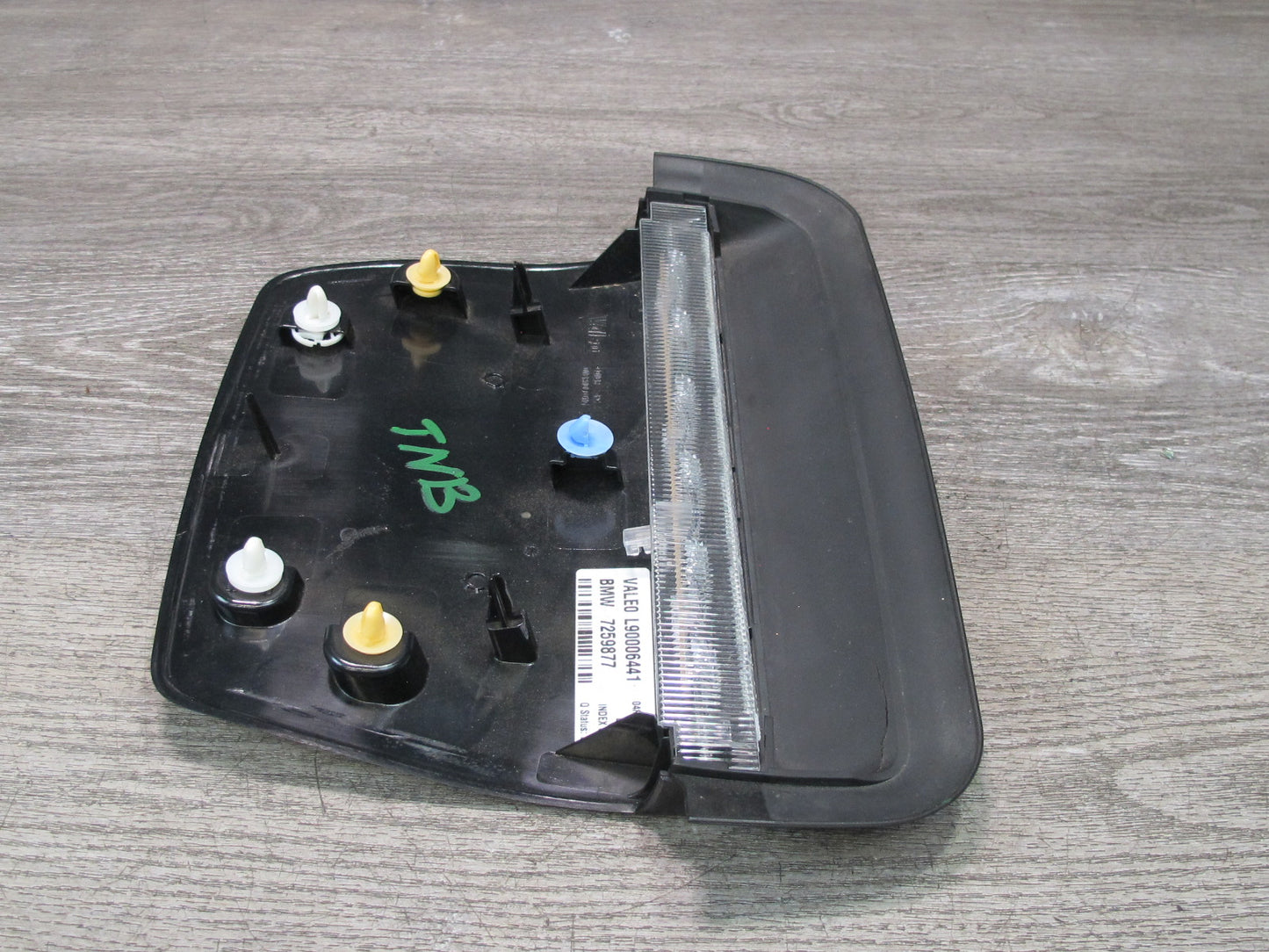 12-18 BMW F30 335i Sedan Rear Third Stop Brake Light Lamp w Trim Black OEM