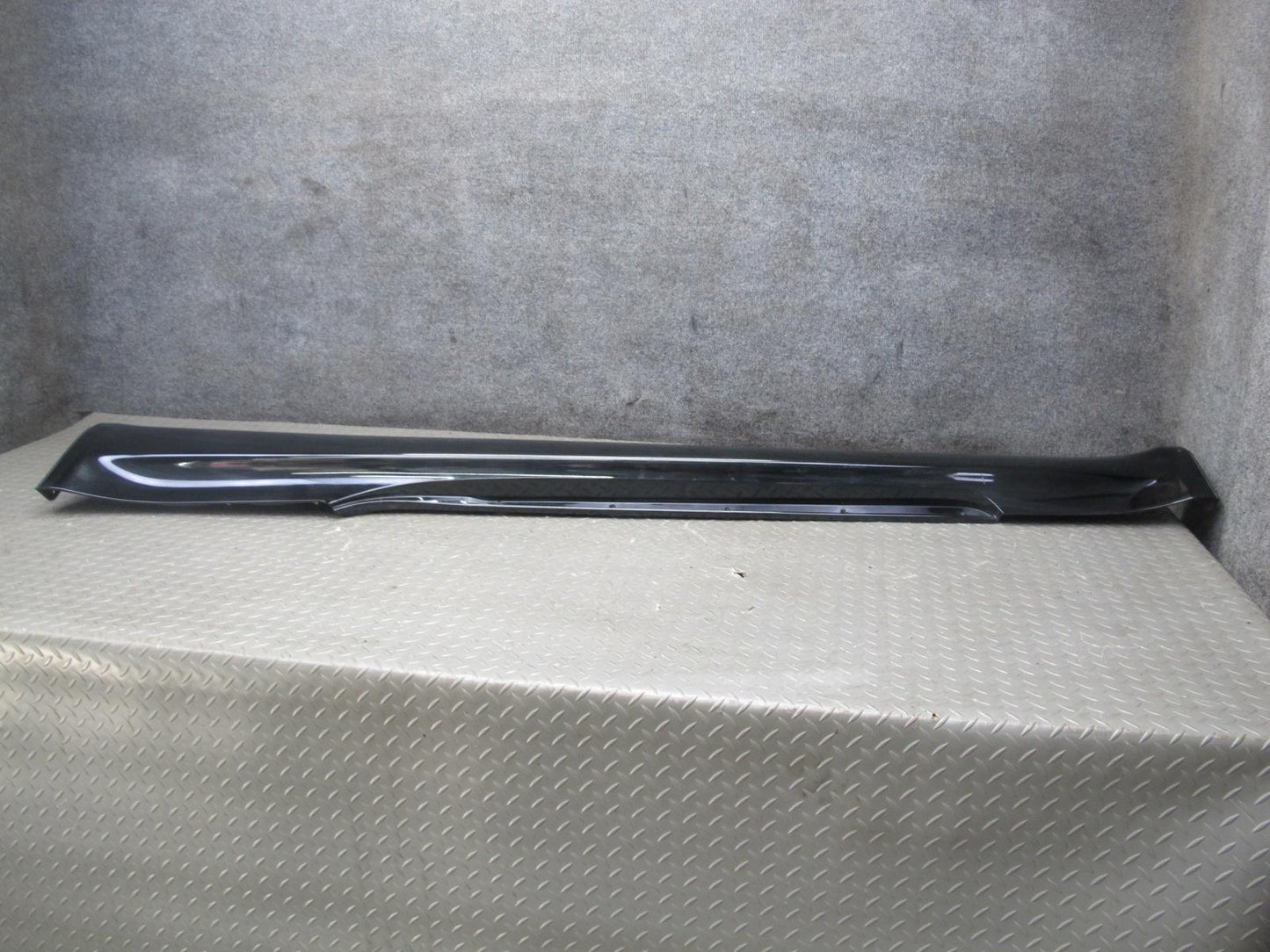 02-05 Lexus Z40 SC430 Set of 2 Left & Right Side Skirt Rocker Panel Black OEM