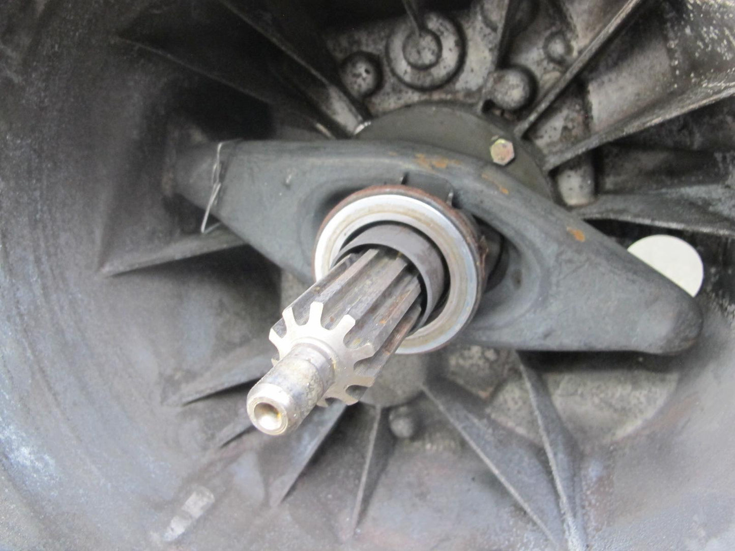 2001-2006 BMW E46 S54 M3 S6S 420G M/T 6-SPEED Manual Transmission Assembly