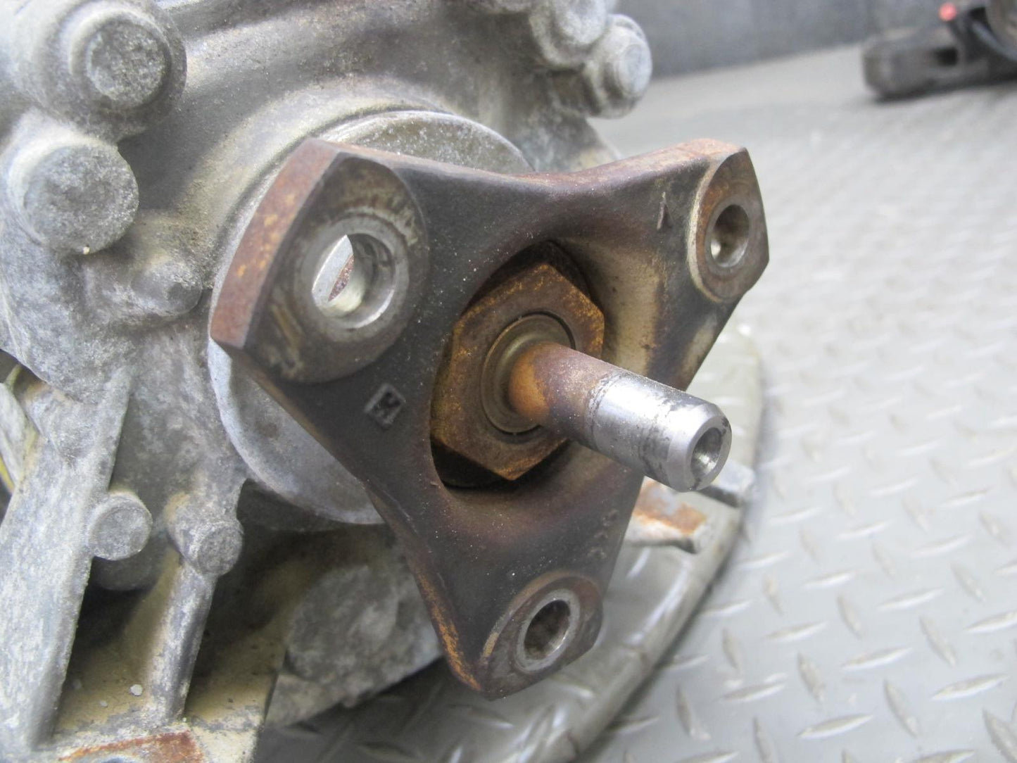 2001-2006 BMW E46 S54 M3 S6S 420G M/T 6-SPEED Manual Transmission Assembly