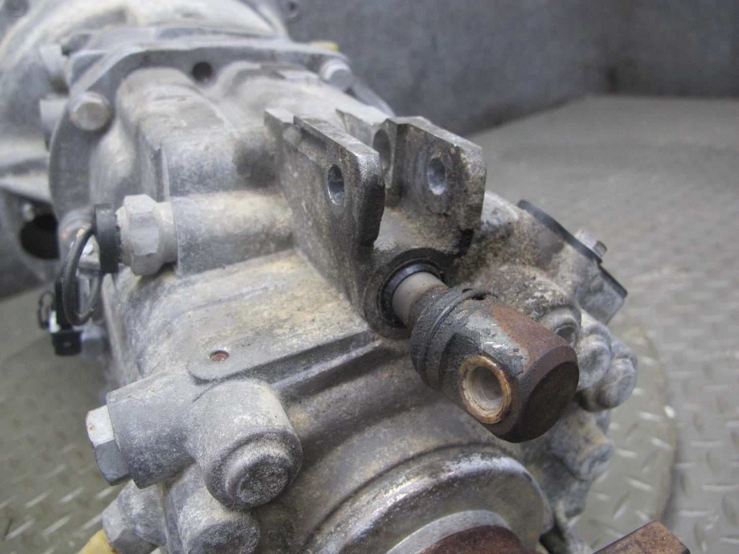 2001-2006 BMW E46 S54 M3 S6S 420G M/T 6-SPEED Manual Transmission Assembly