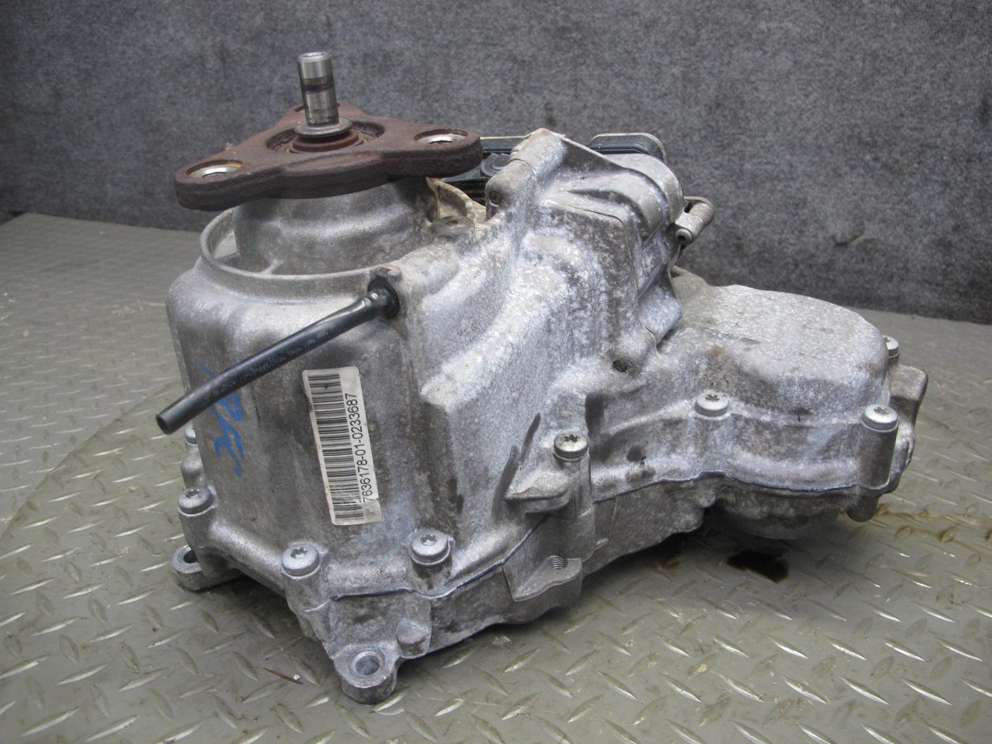 11-13 BMW F07 F12 F13 F10 550iX AWD ATC35L Transfer Case Box w Motor 103K OEM
