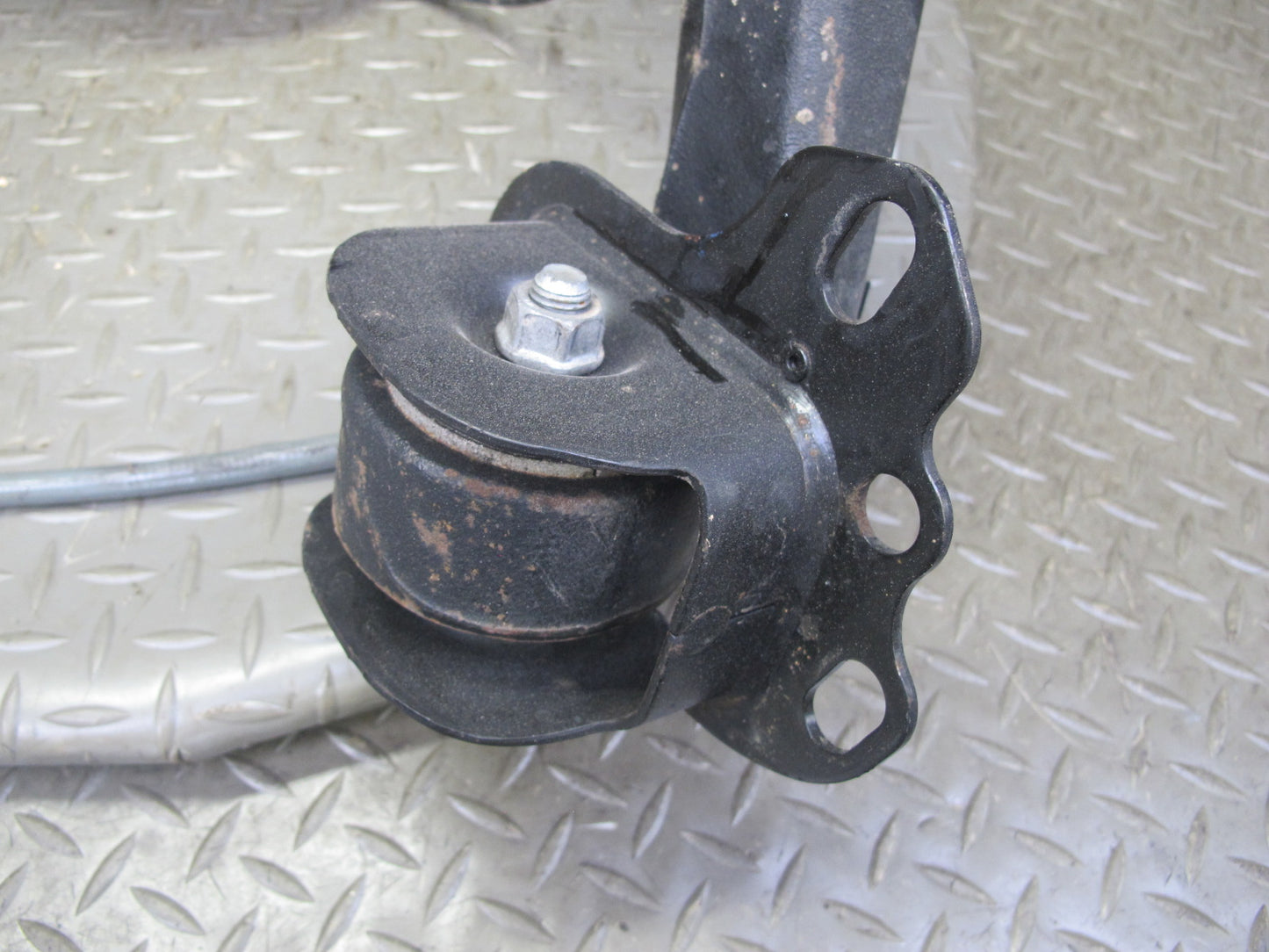 01-06 BMW E46 M3 S54 Rear Right Spindle Knuckle Wheel Hub Bearing Trailing Arm