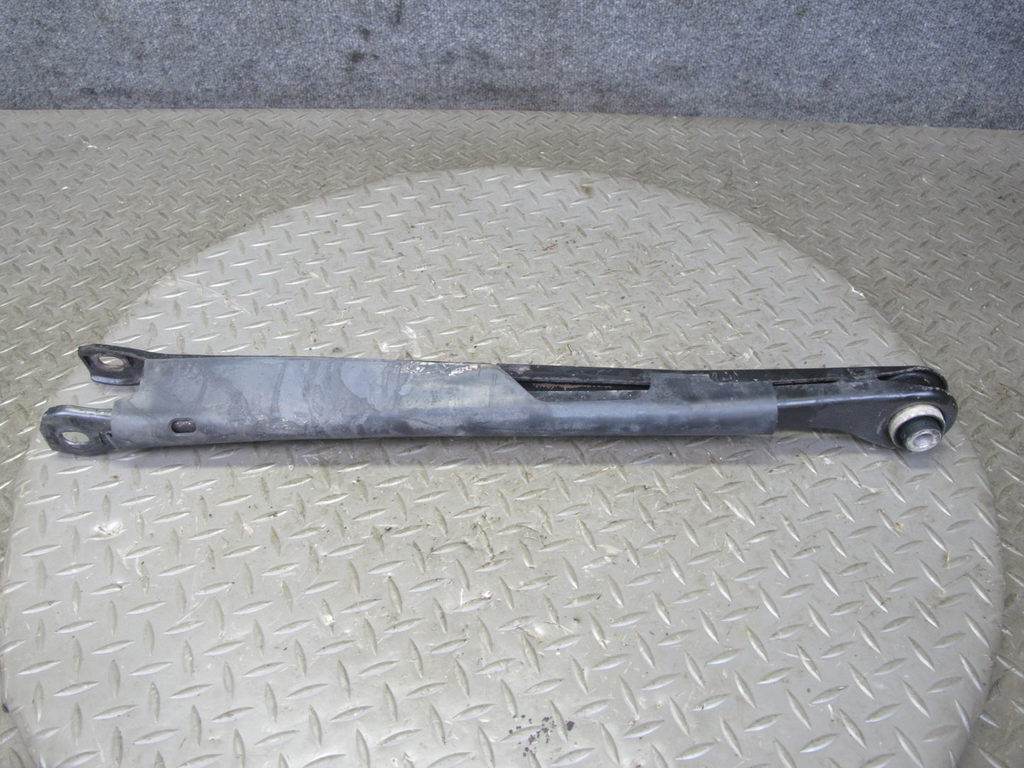 2001-2006 BMW E46 M3 3-SERIES Rear Right Side Upper & Lower Control Arm Set