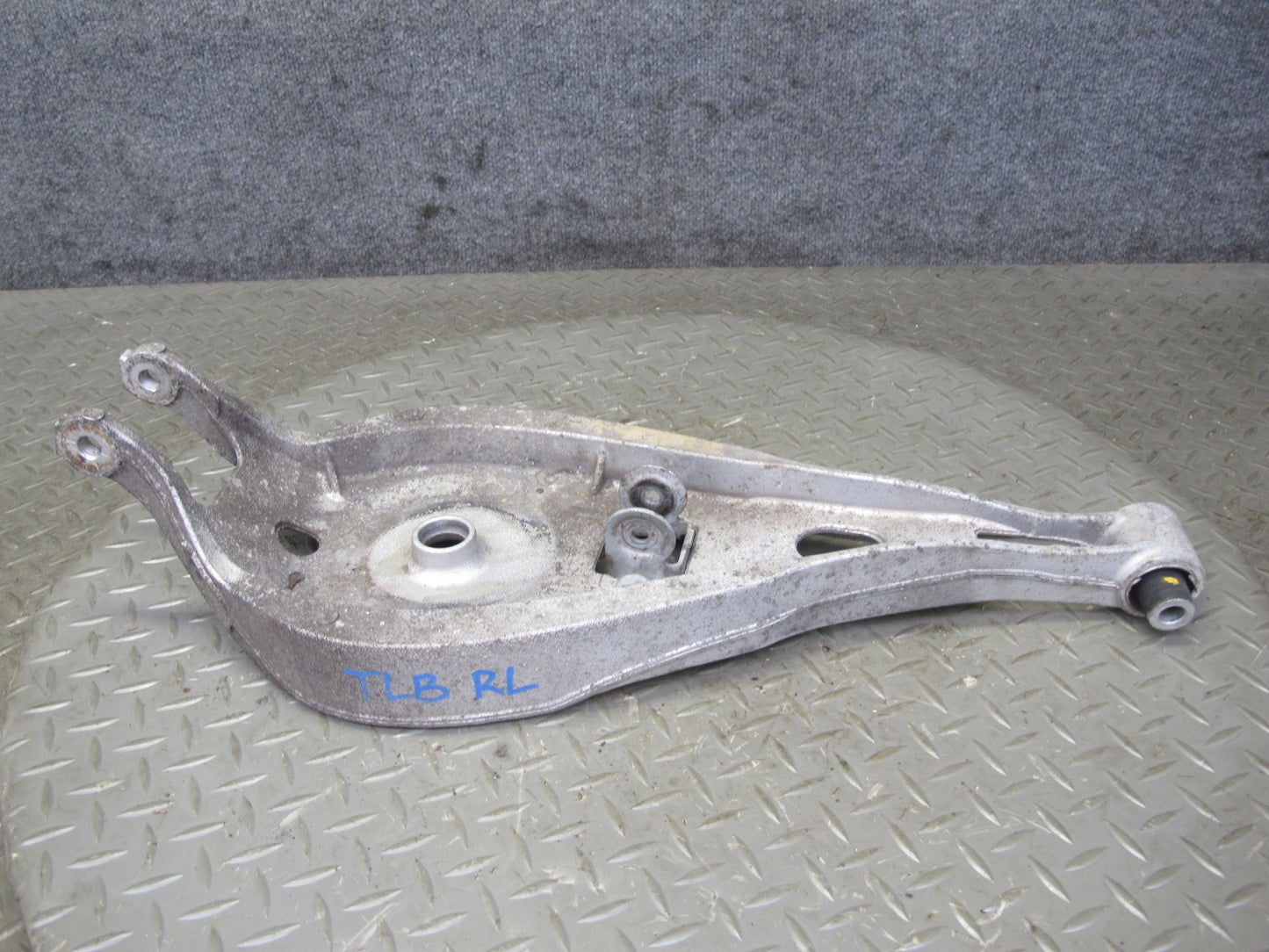 2001-2006 BMW E46 M3 3-SERIES Rear Left Side Upper & Lower Control Arm Set