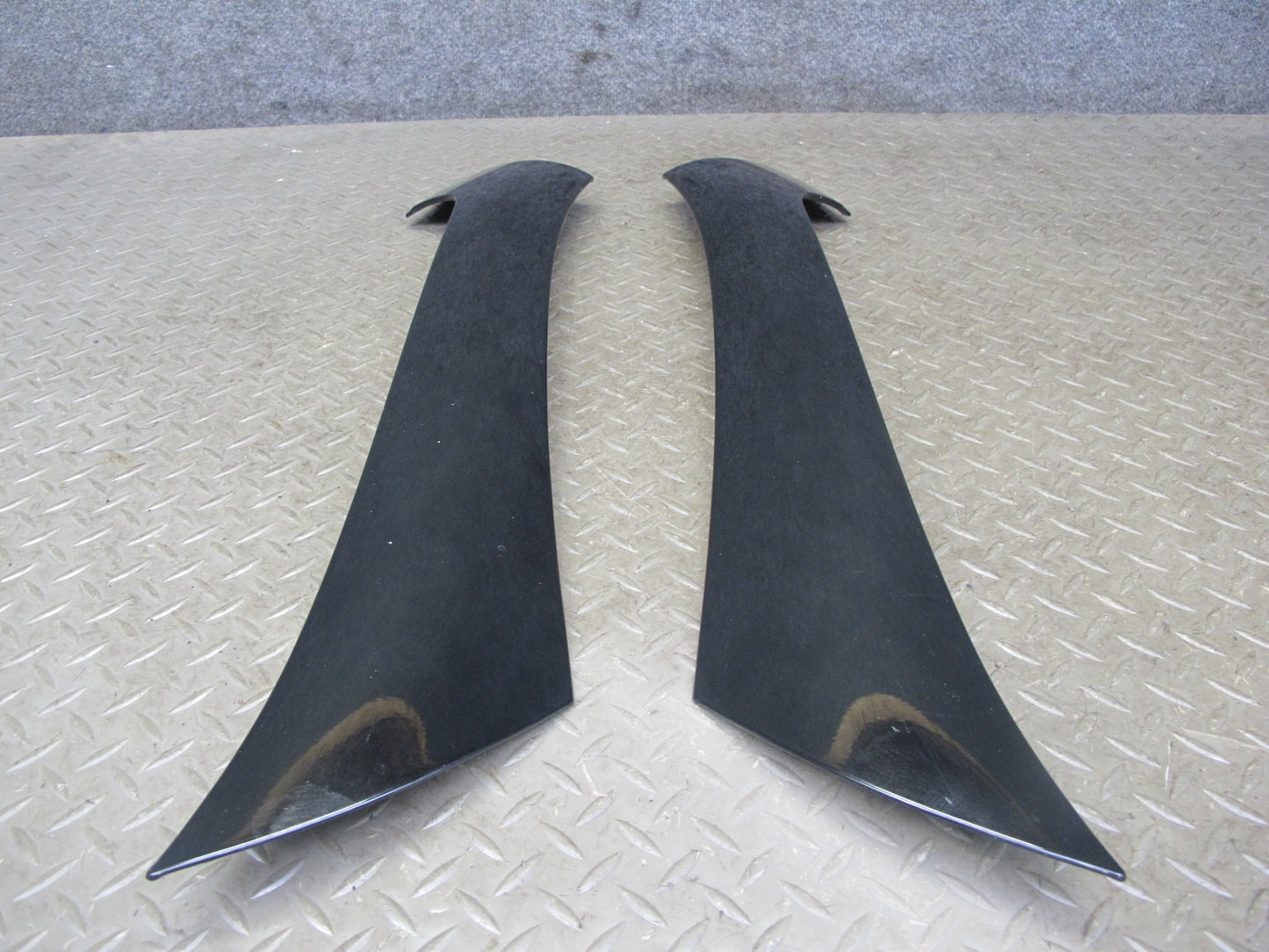 02-10 Lexus Z40 SC430 Set 2 Exterior Windshield A Pillar Trim Cover Black OEM