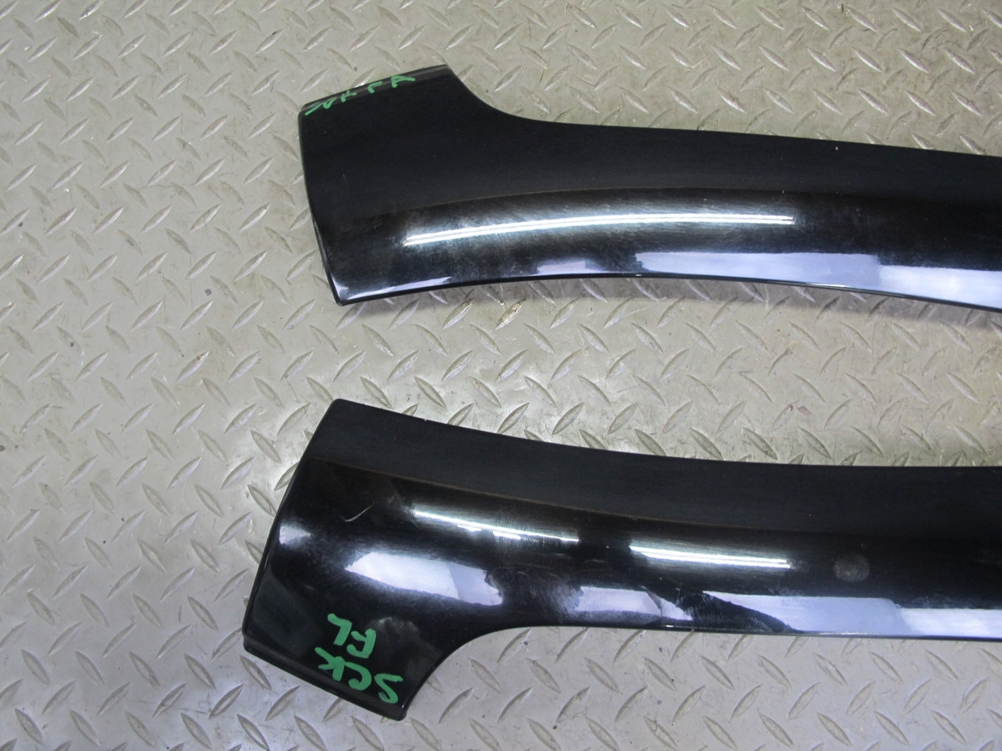 02-10 Lexus Z40 SC430 Set 2 Exterior Windshield A Pillar Trim Cover Black OEM