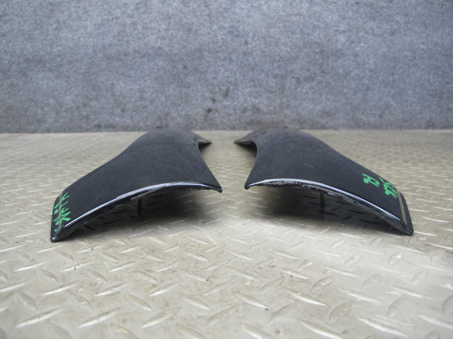 02-10 Lexus Z40 SC430 Set 2 Exterior Windshield A Pillar Trim Cover Black OEM