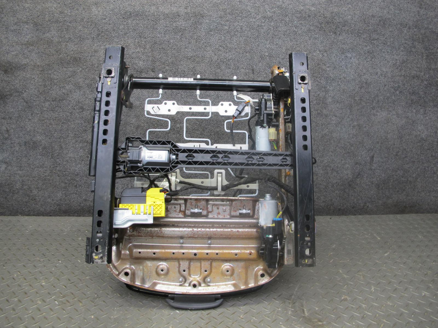 12-18 BMW F30 328i 335i Front Right Seat Lower Frame Track Rail  w Motors OEM