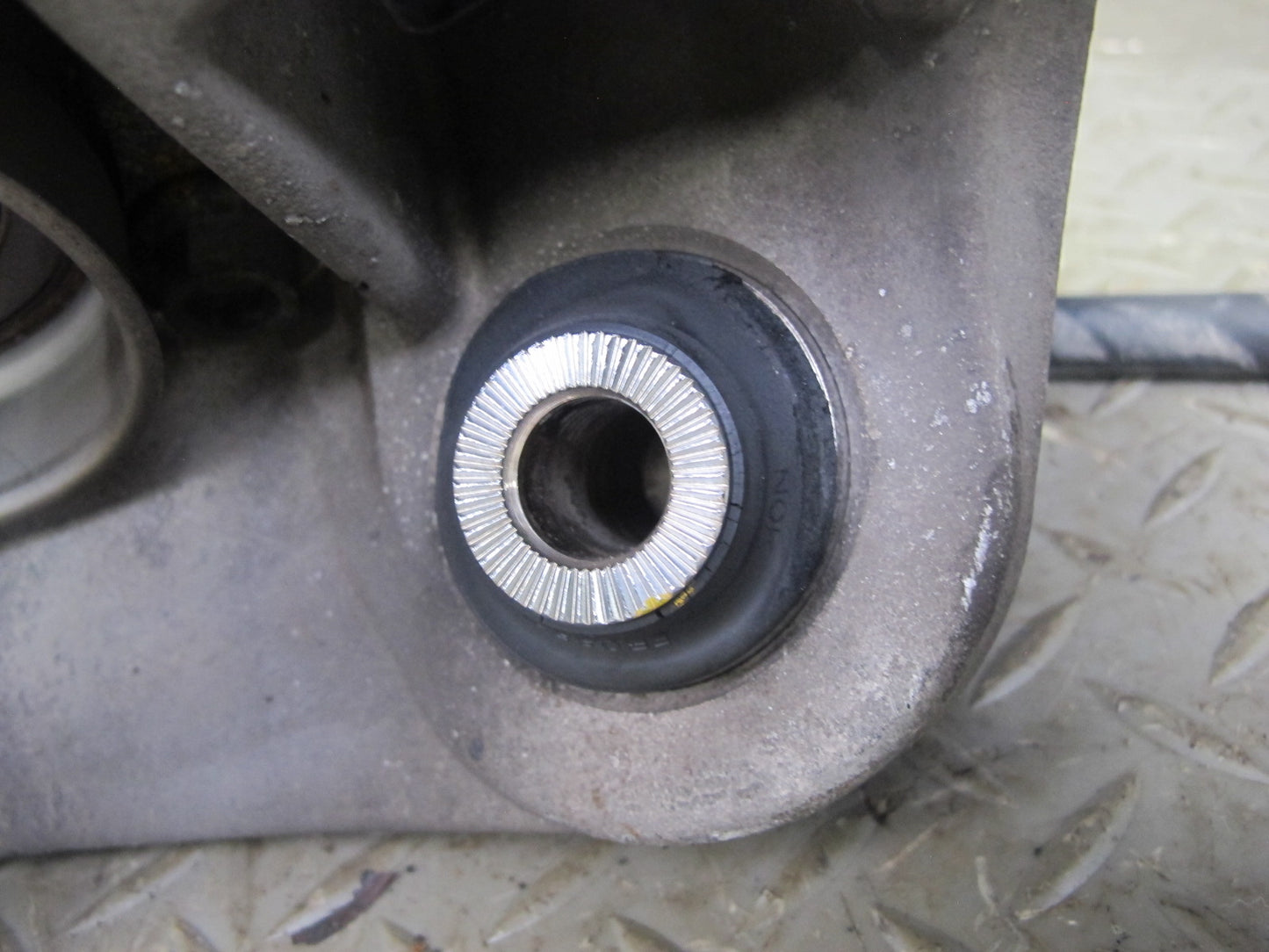 06-14 Lexus GSE20L IS250 RWD Rear Left Spindle Knuckle Wheel Hub Bearing OEM