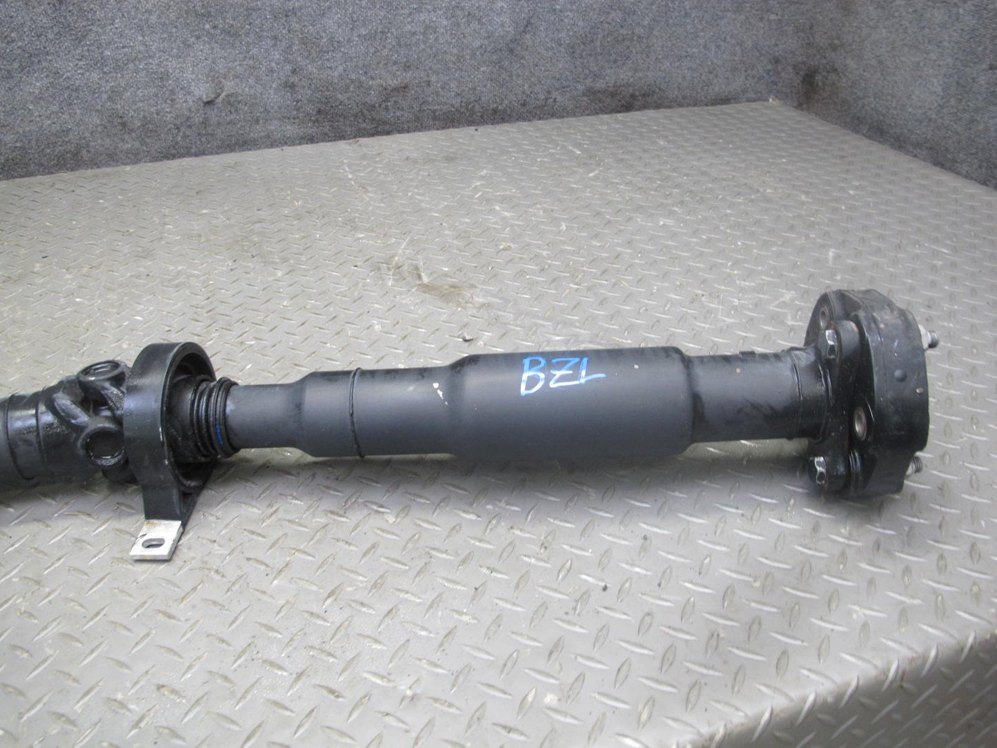 09-12 BMW E89 Z4 35i DCT Rear Drive Shaft Driveshaft 105K Miles 7572935 OEM