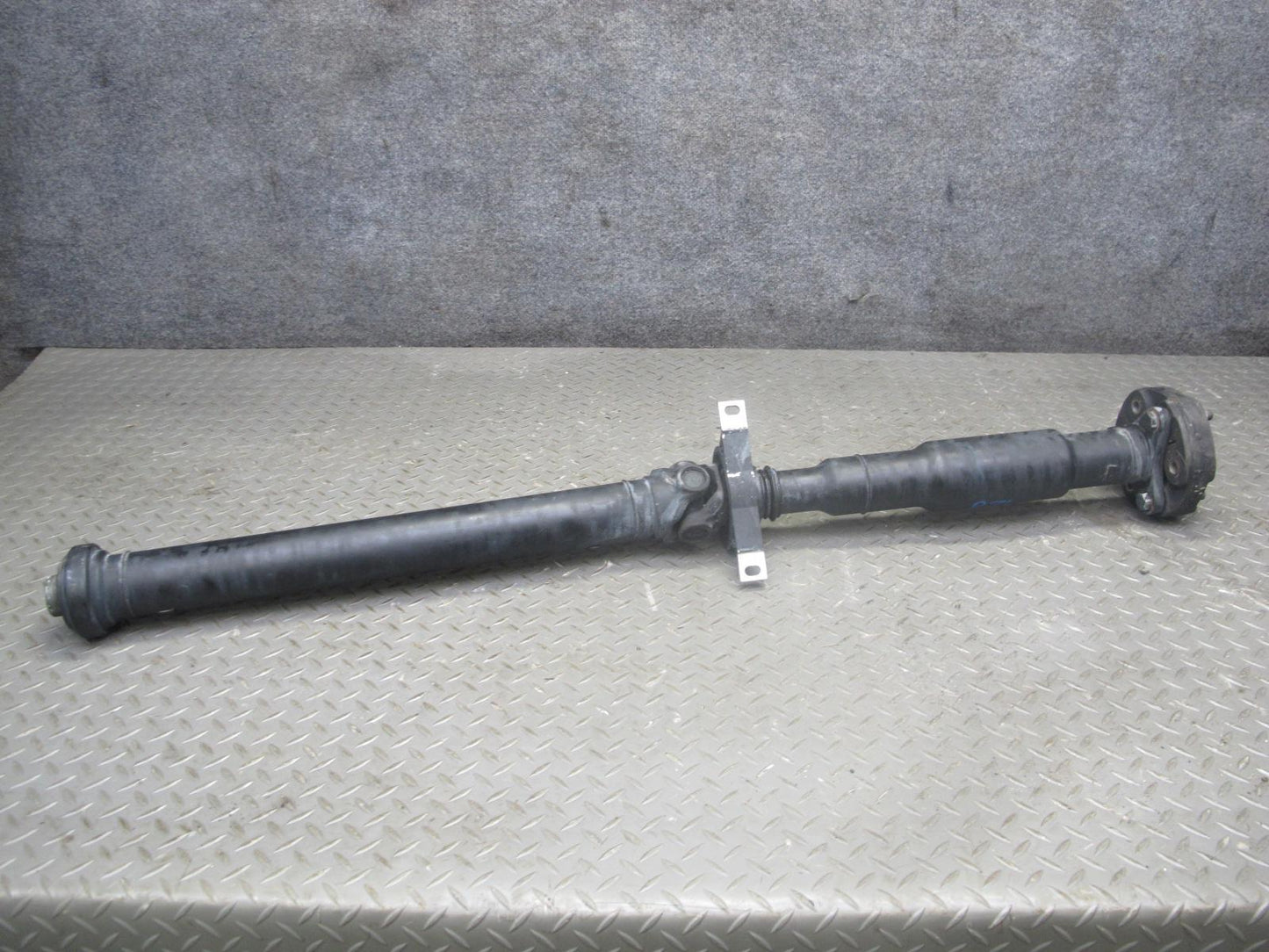09-12 BMW E89 Z4 35i DCT Rear Drive Shaft Driveshaft 105K Miles 7572935 OEM