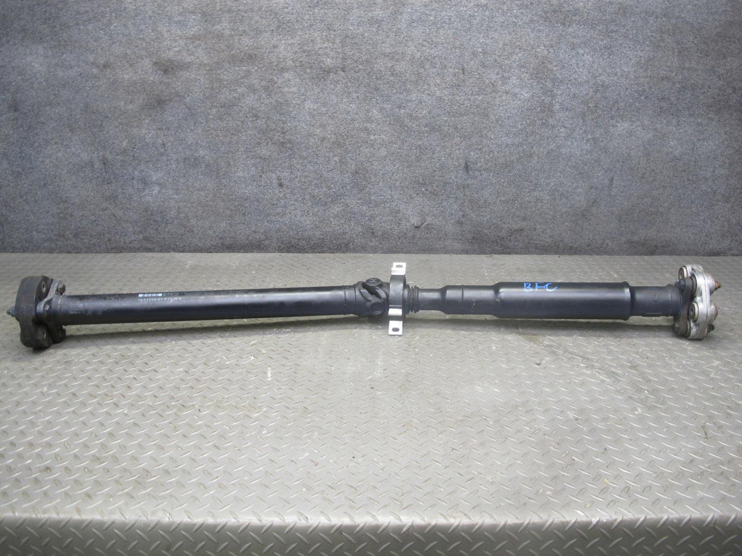 12-16 BMW F10 550Xi AWD A/T Rear Drive Shaft Driveshaft 103K Miles 7631359 OEM