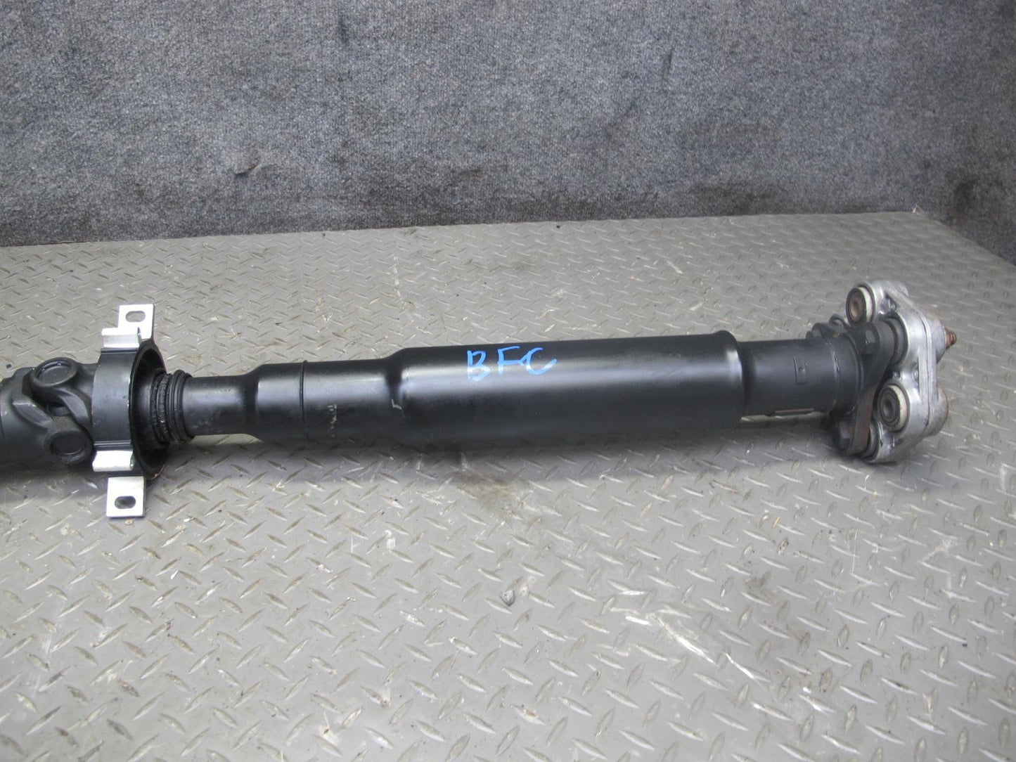 12-16 BMW F10 550Xi AWD A/T Rear Drive Shaft Driveshaft 103K Miles 7631359 OEM