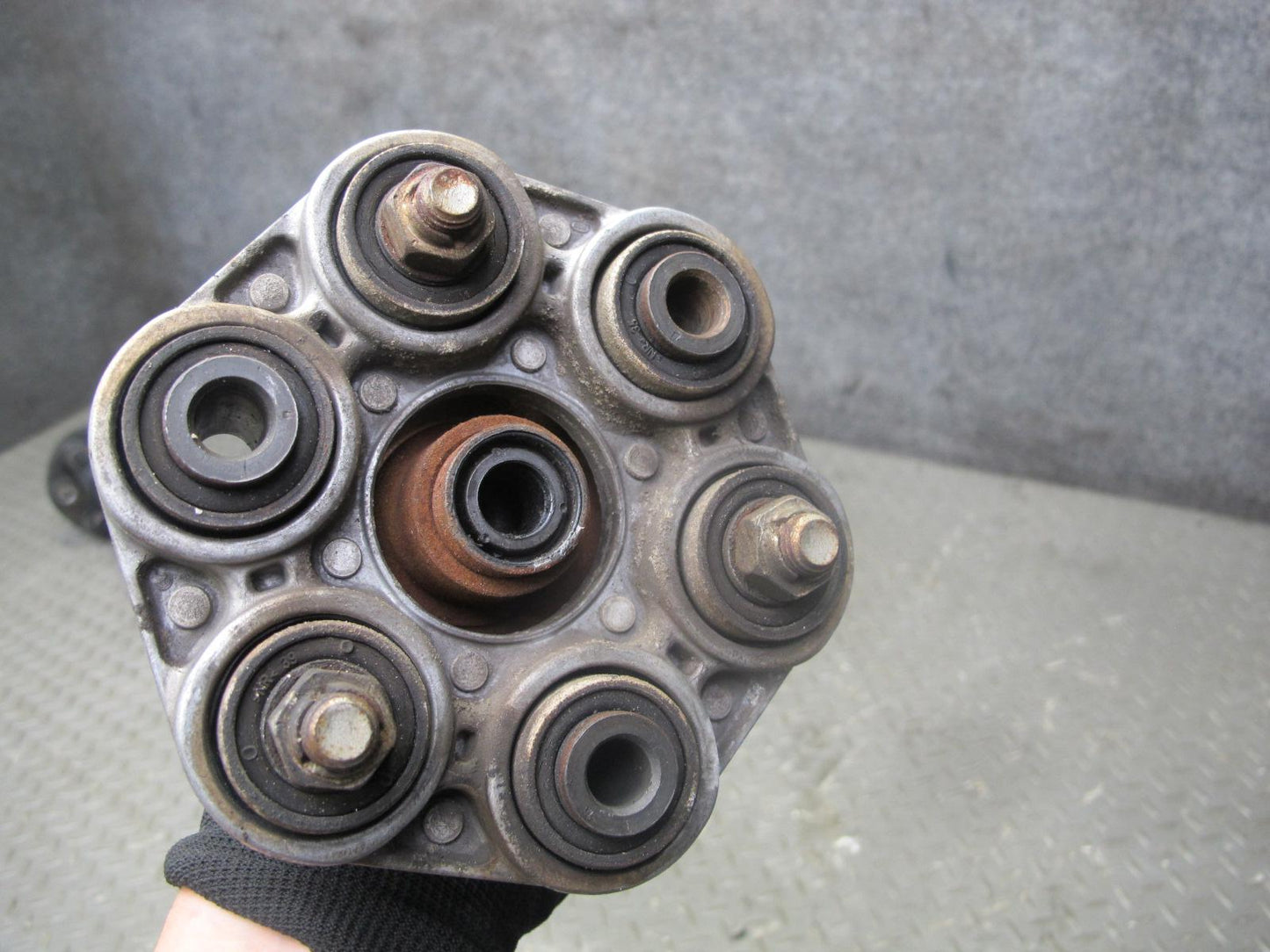 12-16 BMW F10 550Xi AWD A/T Rear Drive Shaft Driveshaft 103K Miles 7631359 OEM