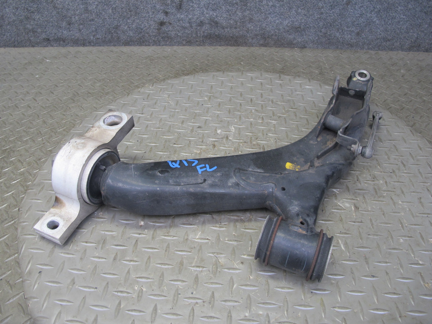 10-15 Lexus IS350 IS250 Convertible Front Left Upper & Lower Control Arm Set OEM