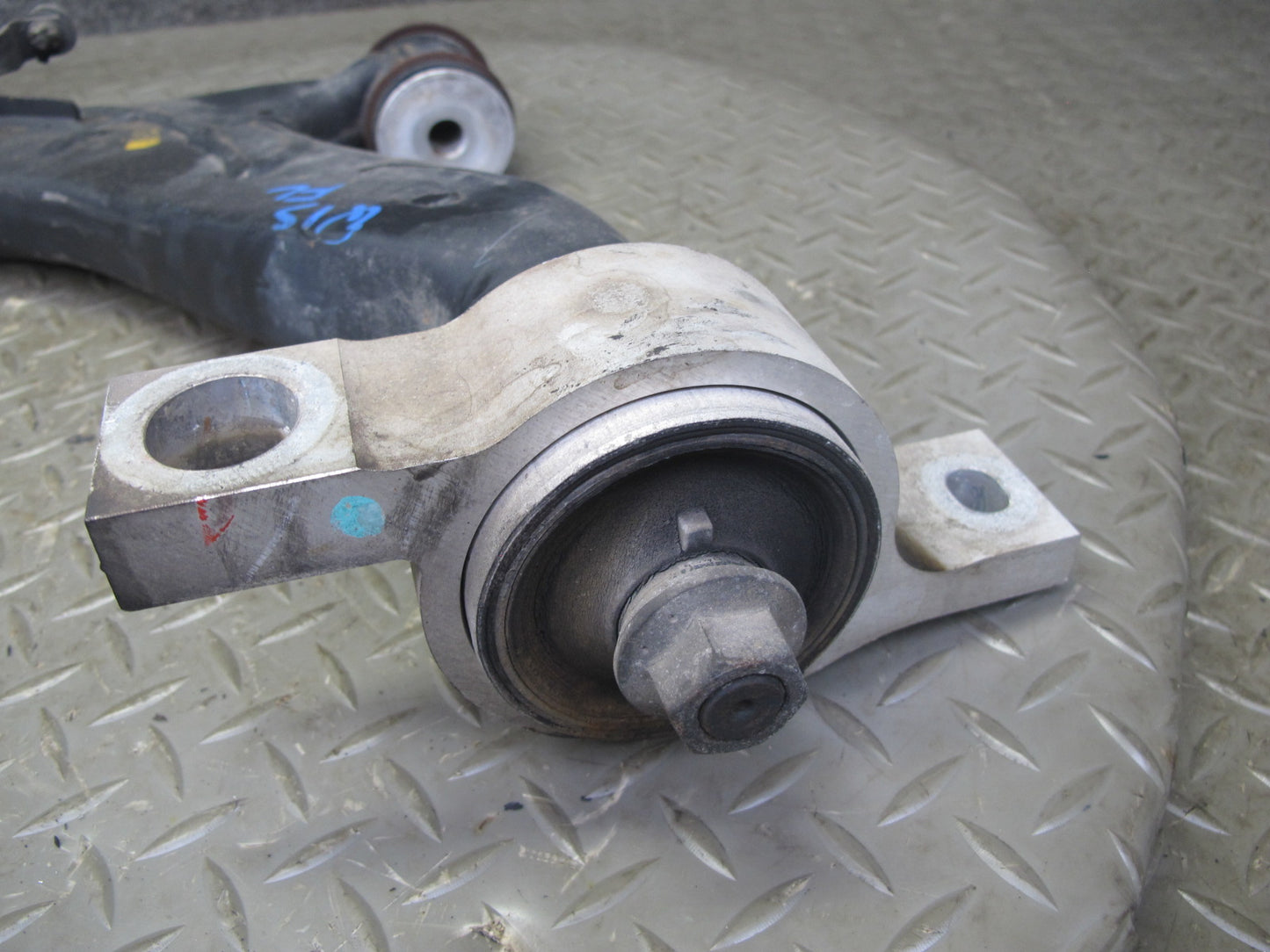 10-15 Lexus IS350 IS250 Convertible Front Left Upper & Lower Control Arm Set OEM
