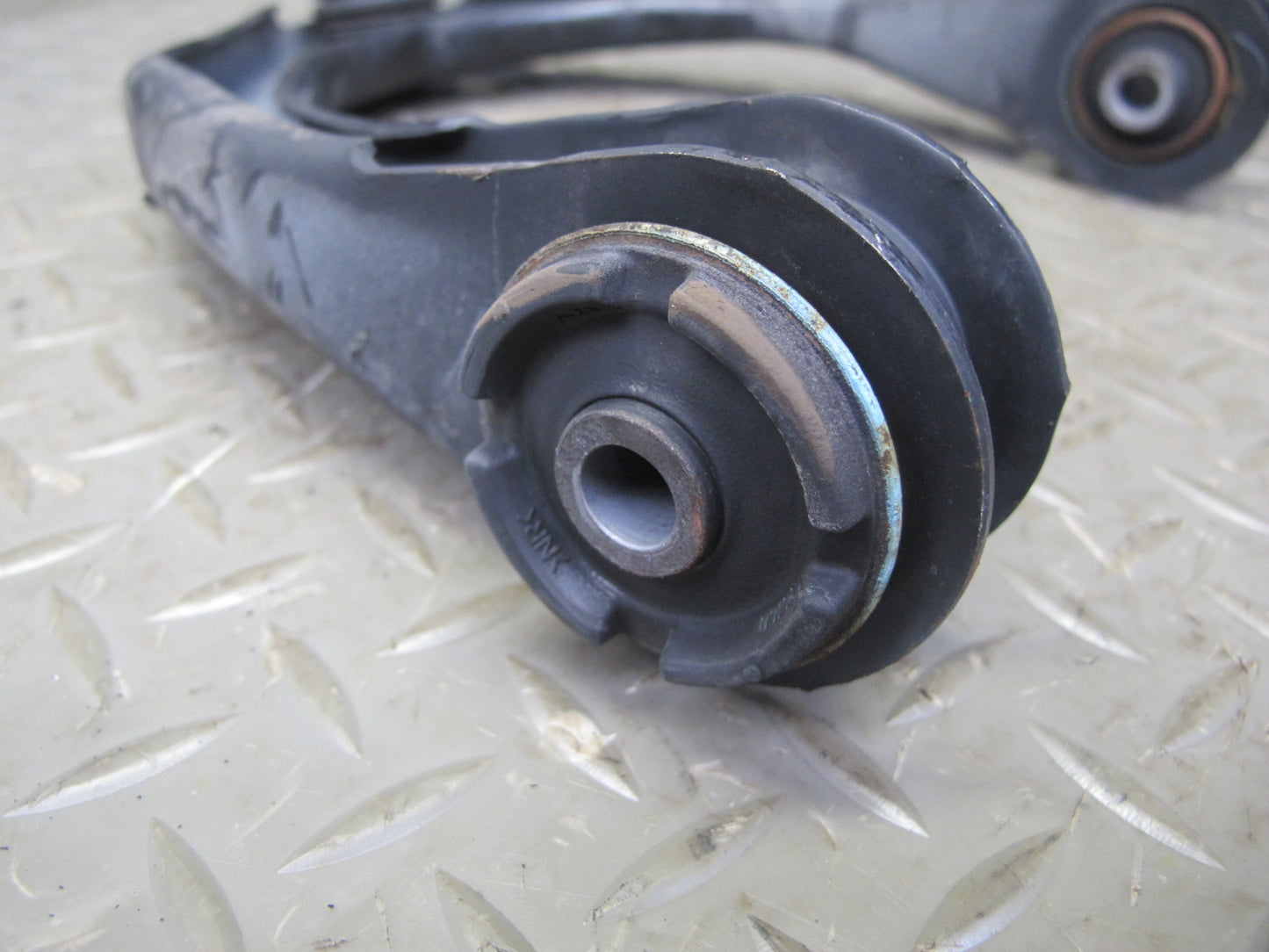 10-15 Lexus IS350 IS250 Convertible Front Left Upper & Lower Control Arm Set OEM