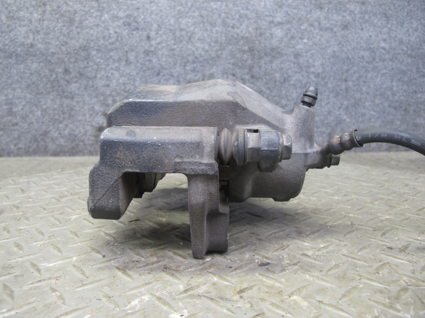 09-15 Lexus GSE20L IS250 RWD Set of 2 Front Left & Right Brake Caliper OEM