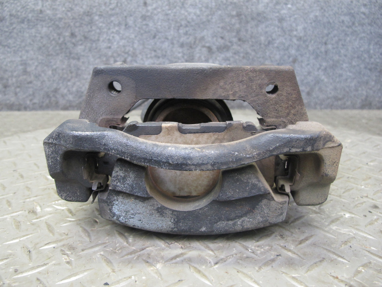 09-15 Lexus GSE20L IS250 RWD Set of 2 Front Left & Right Brake Caliper OEM