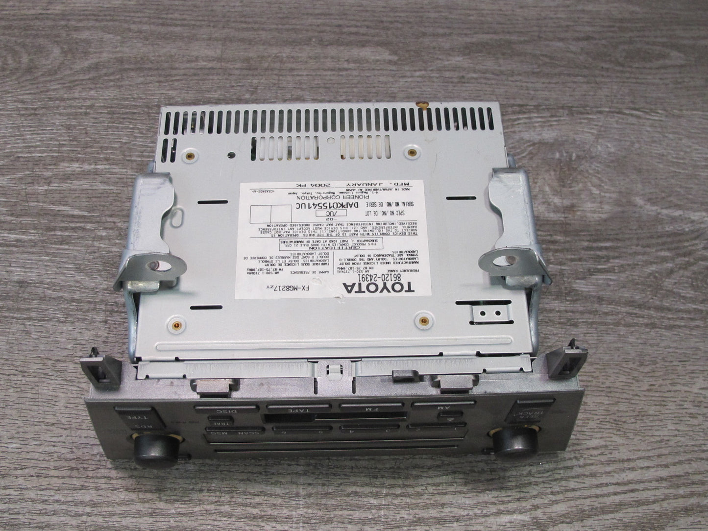 02-05 Lexus Z40 SC430 Radio Stereo Cassette CD Player Changer Head Unit OEM